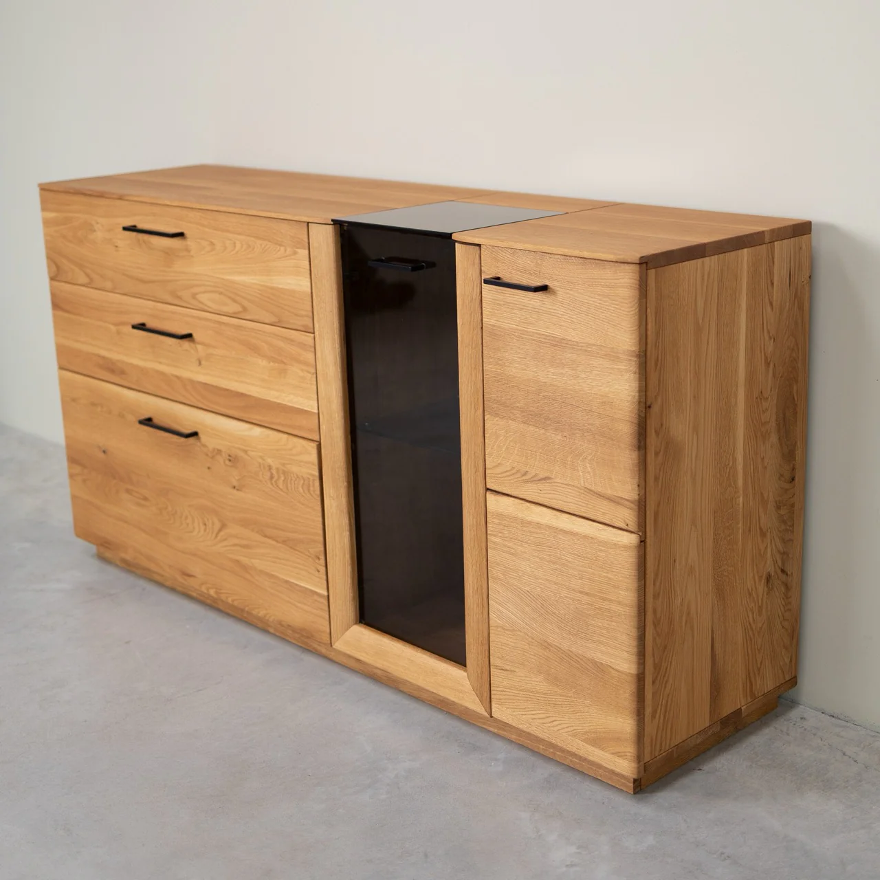 Aparador de madera maciza roble Arvik 4 | NordicStory - Image 6