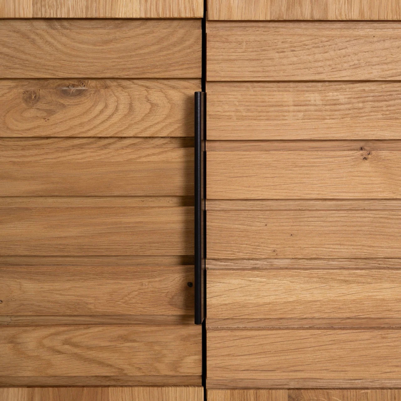 Armario con 2 puertas de madera maciza roble Runa | NordicStory - Image 9