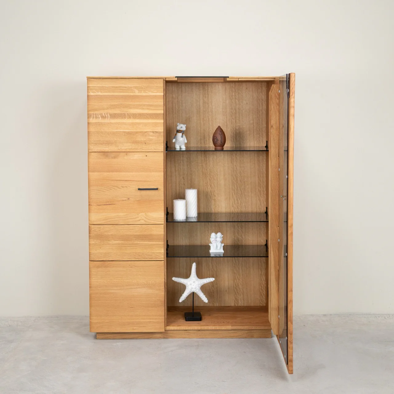 Armario Vitrina de madera maciza de roble Arvik | NordicStory - Image 3