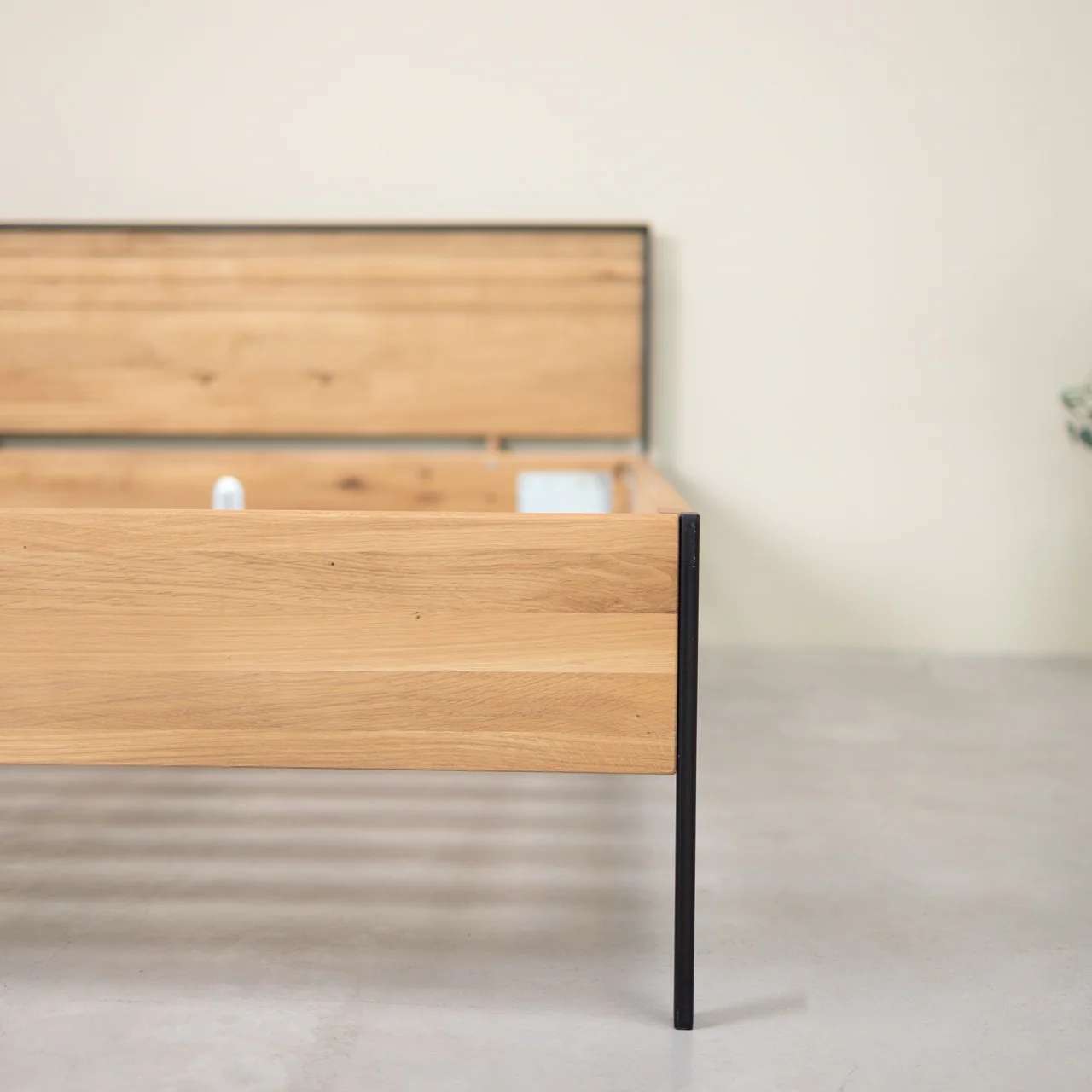 Cama de madera maciza roble Runa | NordicStory - Image 7