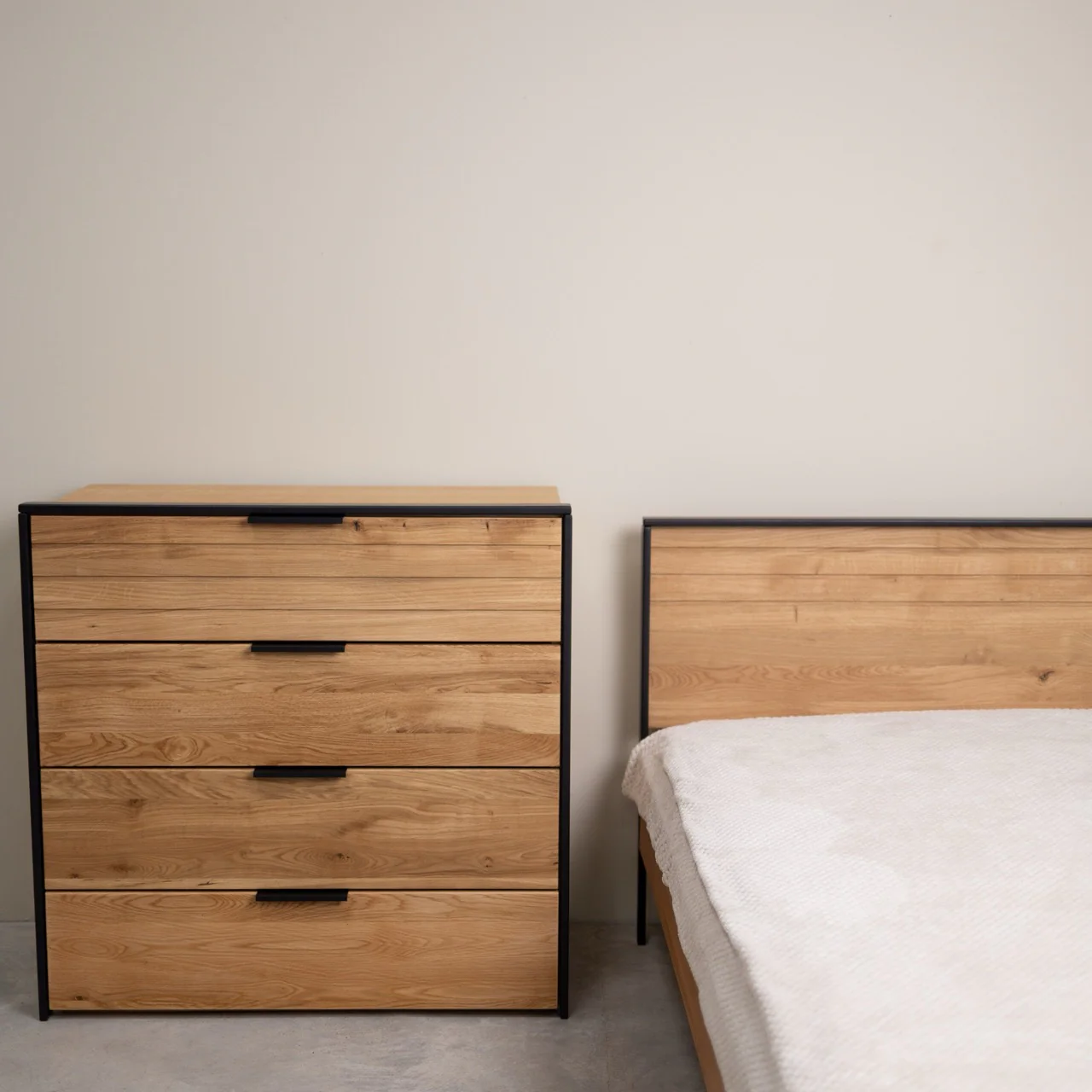 Cómoda de madera maciza roble Runa | NordicStory - Image 11