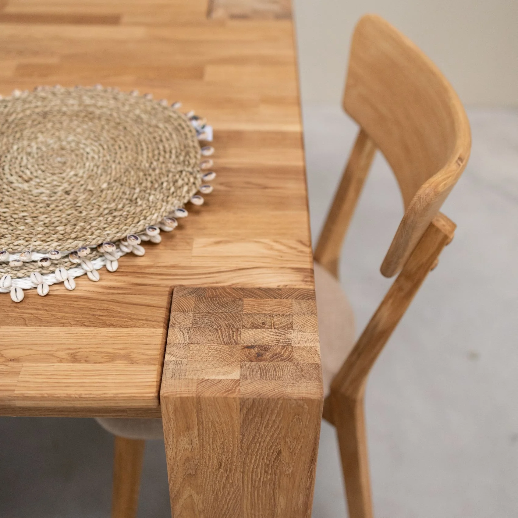 Mesa de comedor de madera maciza de roble Mauritz 3 | NordicStory - Image 11