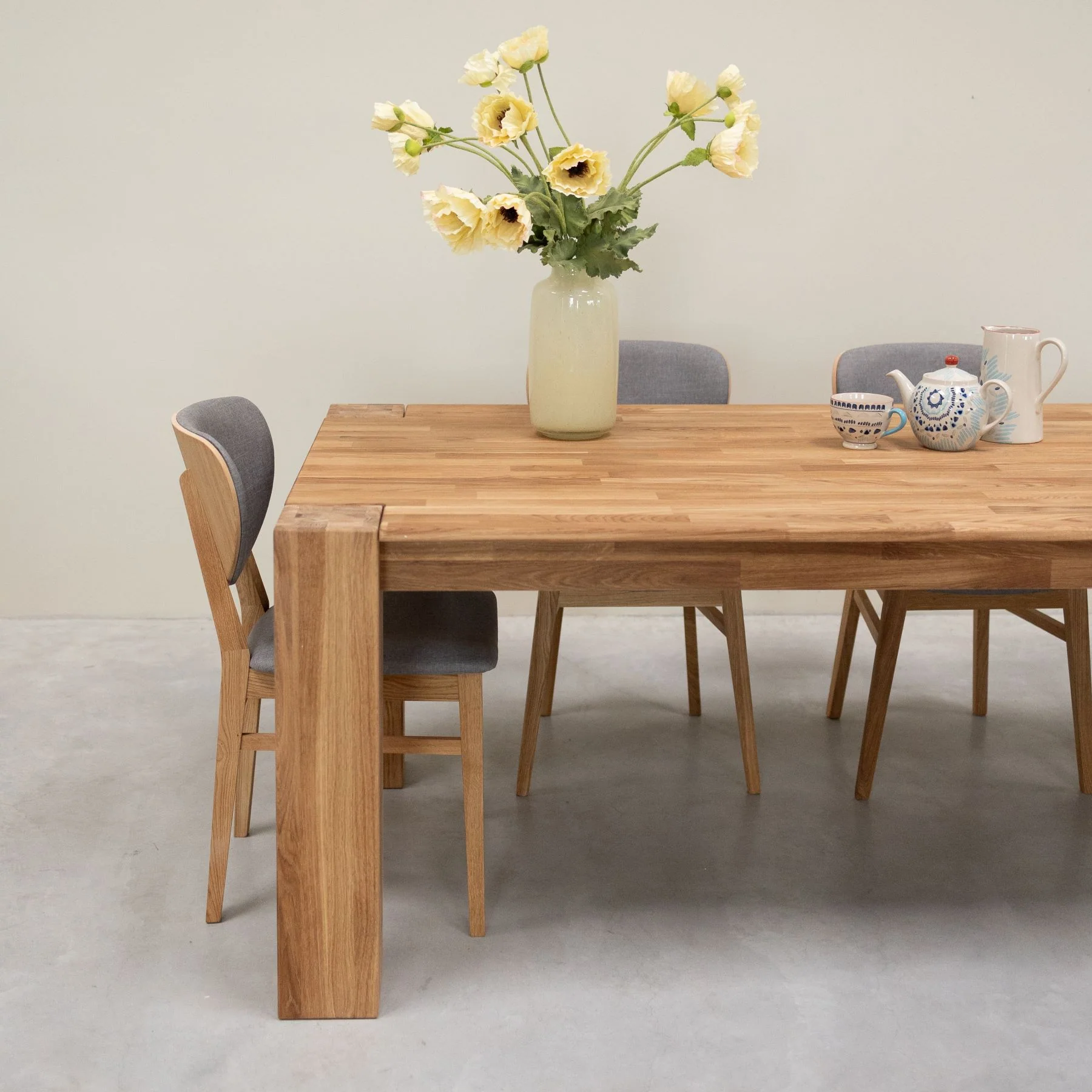 Mesa de comedor de madera maciza de roble Mauritz 3 | NordicStory - Image 5