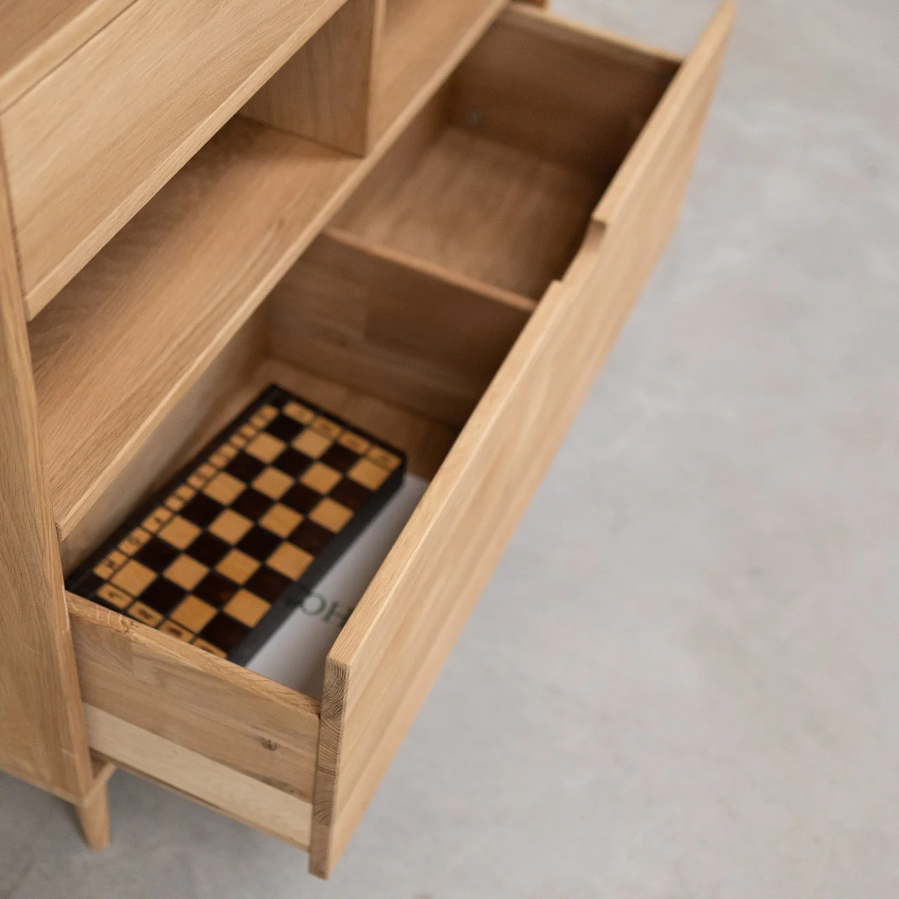 Estanteria Libreria de madera maciza de roble Escandi Atelier 3 | NordicStory - Image 6