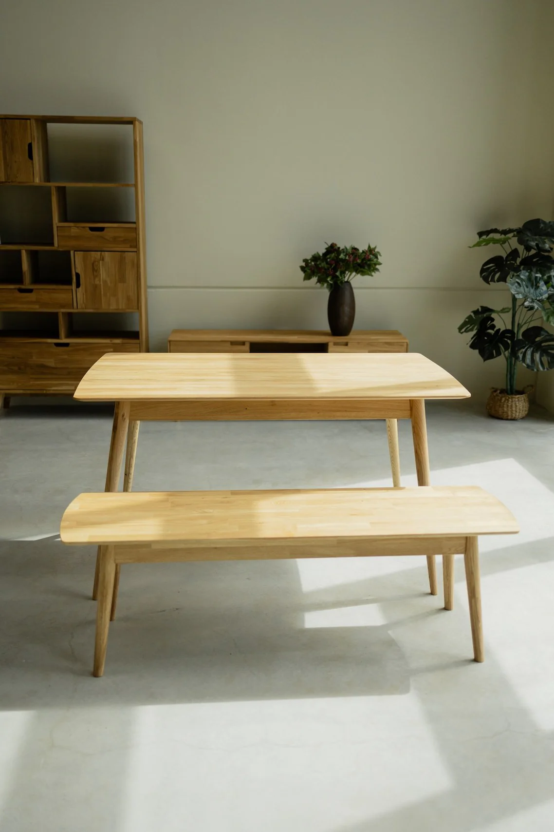 Mesa rectangular de comedor de madera maciza de roble Escandi 1 | NordicStory - Image 10