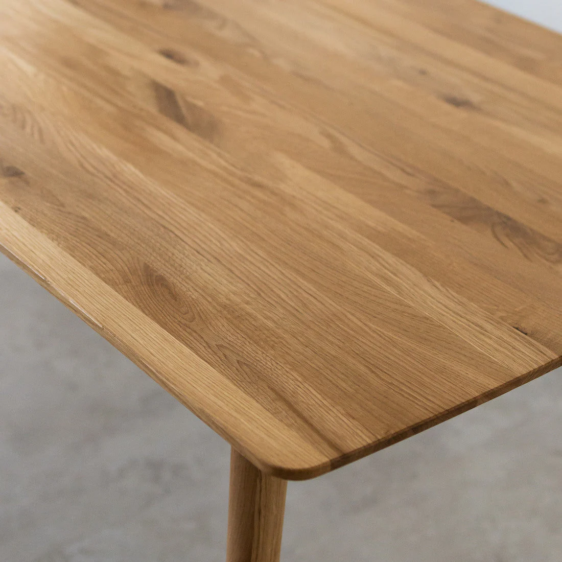 Mesa rectangular de comedor de madera maciza de roble Escandi 1 | NordicStory - Image 12