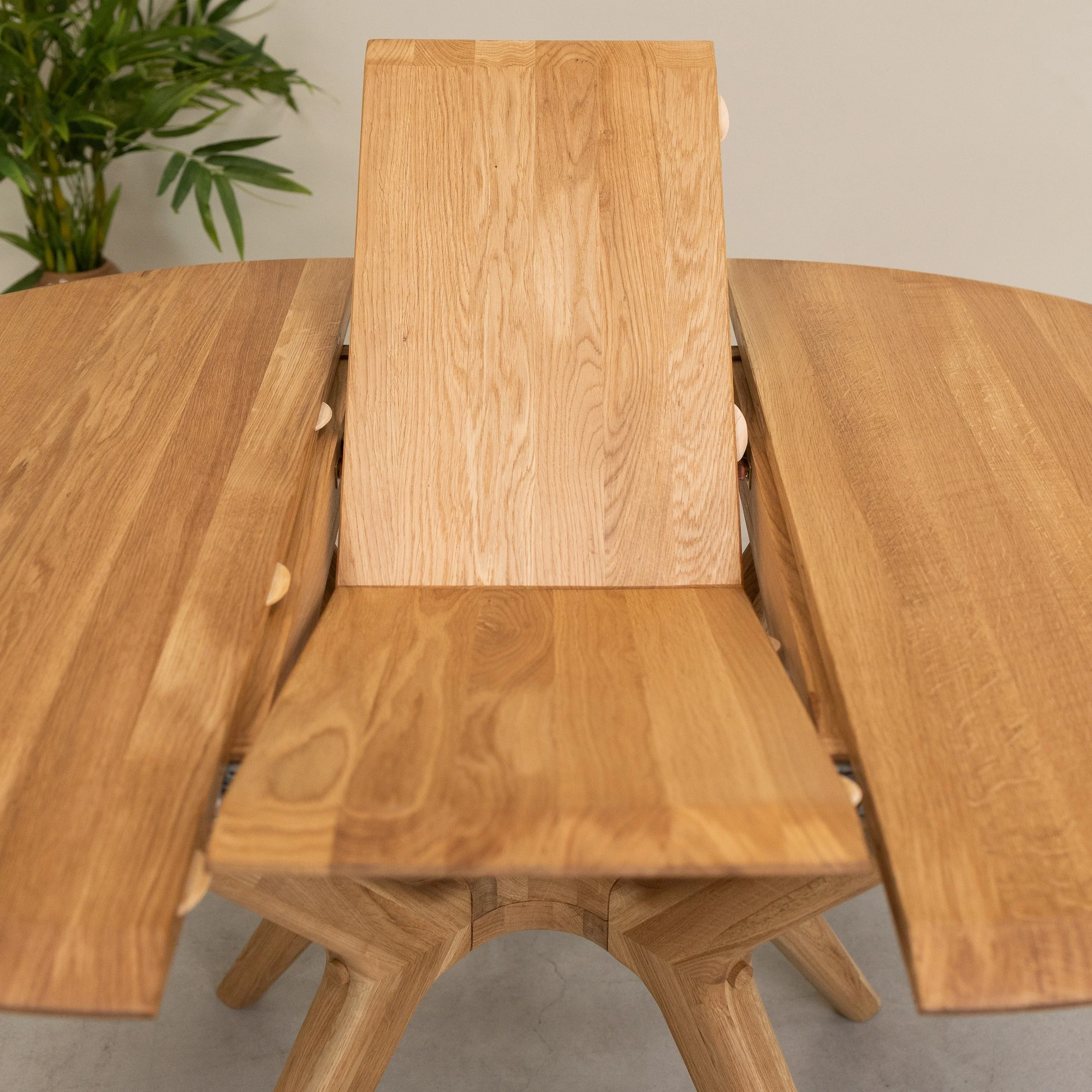 Mesa de comedor redonda y extensible de madera maciza roble Carmen | NordicStory - Image 3