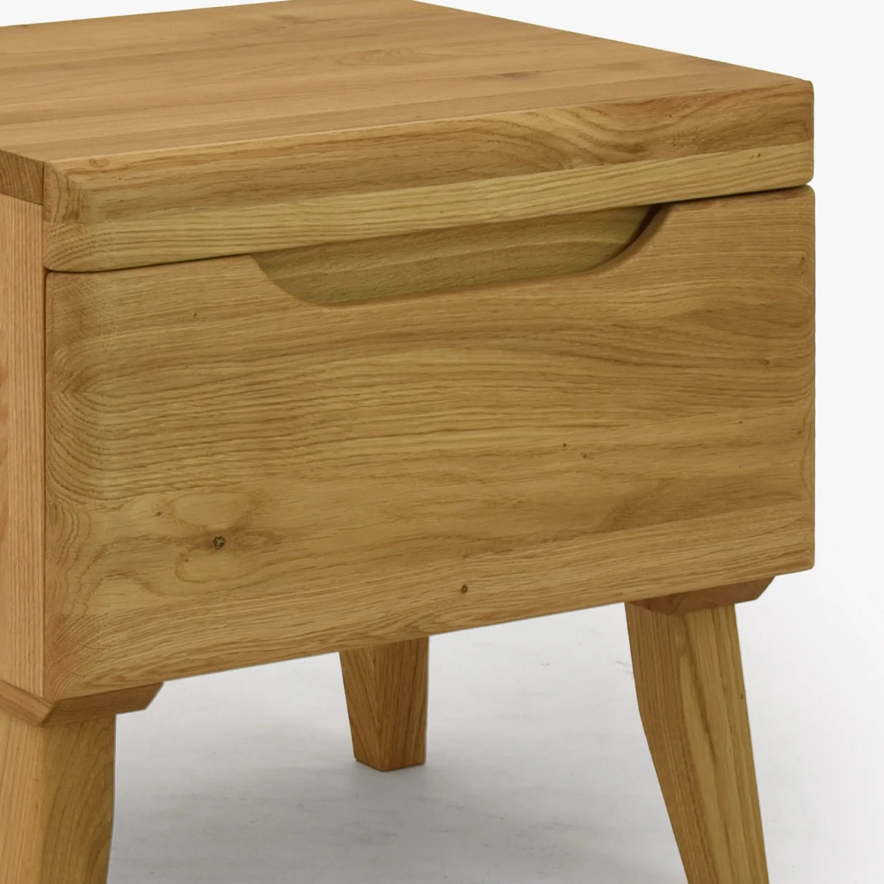 Mesa de noche de madera maciza roble Milan | NordicStory - Image 5