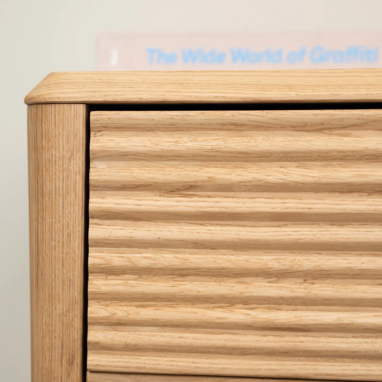 Mesa de noche de madera maciza roble Oxford 2 | NordicStory - Image 12