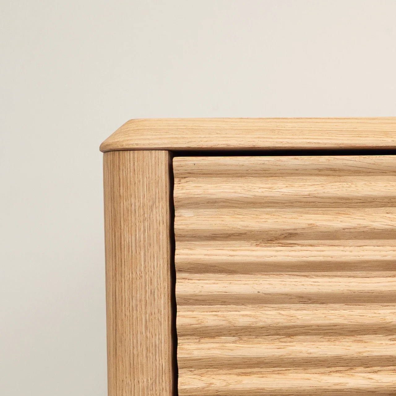 Mesa de noche de madera maciza roble Oxford 2 | NordicStory - Image 7