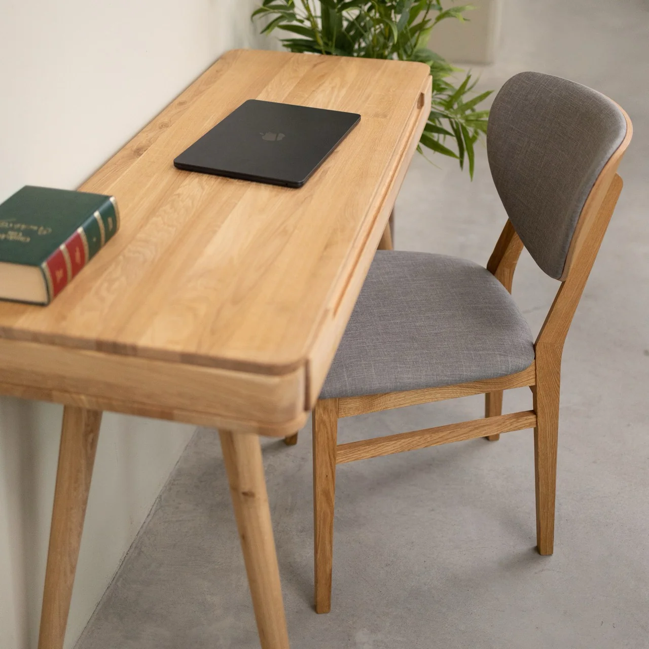 Mesa escritorio tocador de madera maciza de roble Escandi Atelier | NordicStory - Image 4