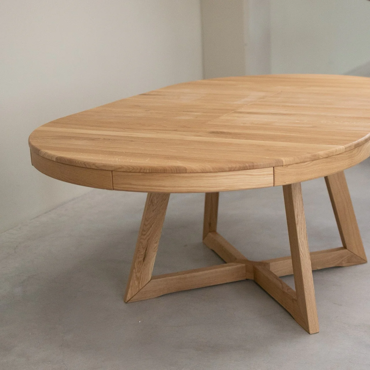 Mesa extensible de comedor de madera maciza de roble Escandi Atelier | NordicStory - Image 8