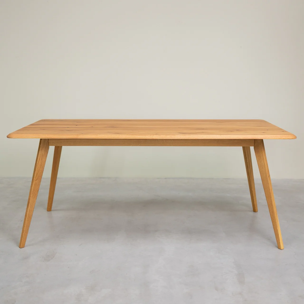 Mesa rectangular de comedor de madera maciza de roble Geneva | NordicStory - Image 2