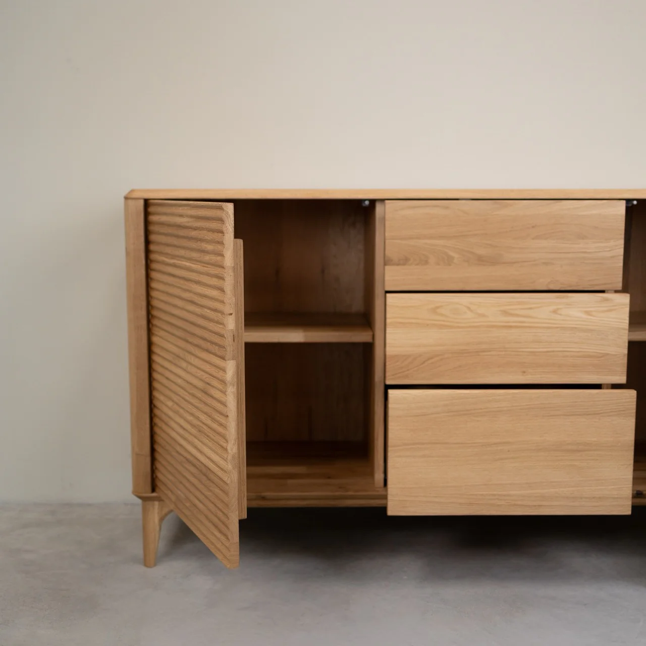 Aparador Comoda de madera maciza roble Oxford 3.2.3 | NordicStory - Image 4