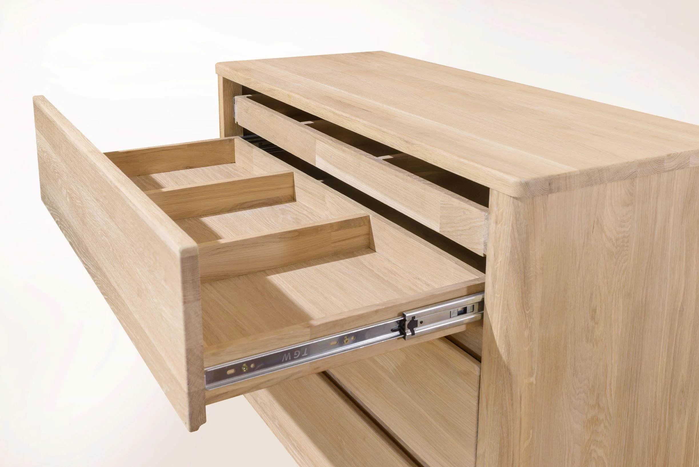 Aparador Cómoda de madera maciza de roble Elsa | NordicStory - Image 11