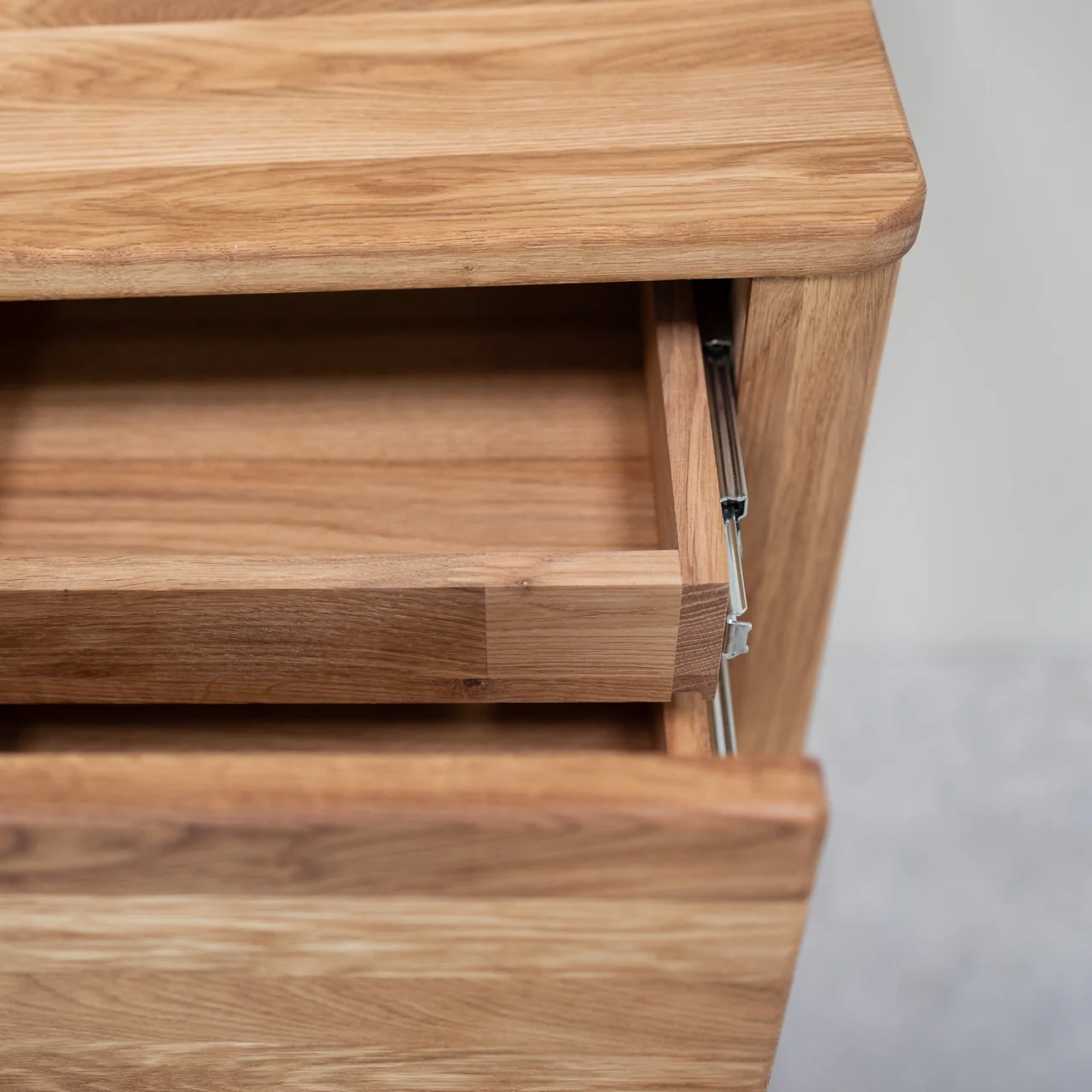 Aparador Cómoda de madera maciza de roble Elsa | NordicStory - Image 6