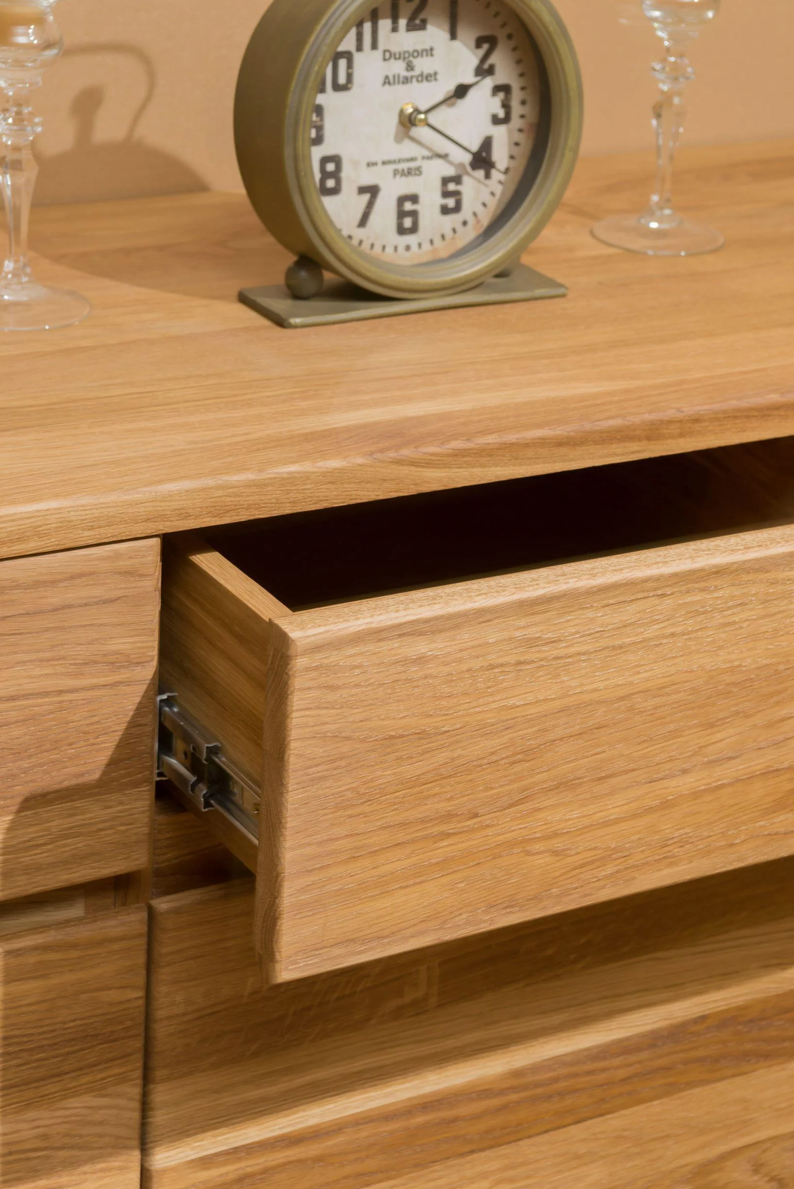 Aparador Cómoda de madera maciza de roble Elsa 3 | NordicStory - Image 7