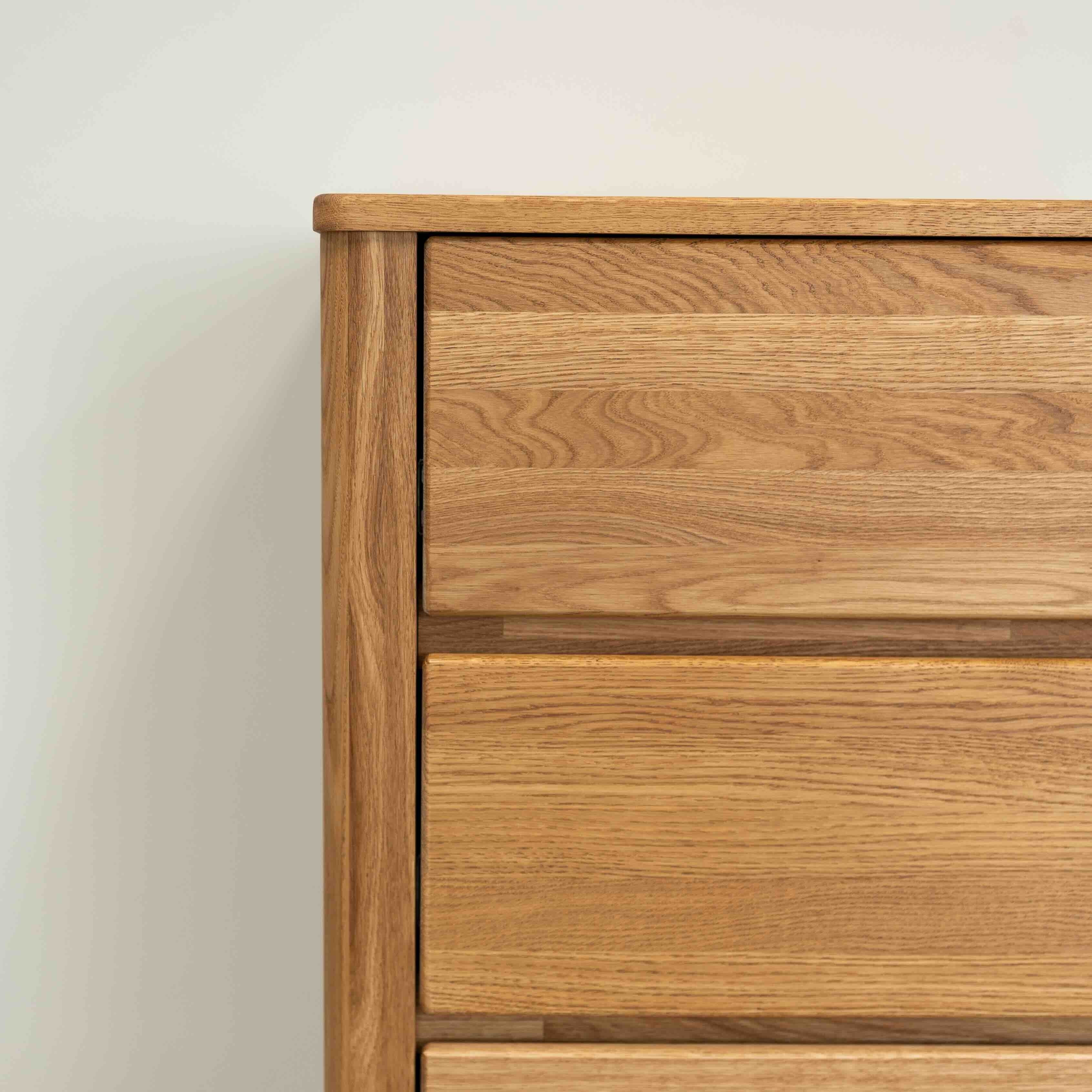 Aparador Cómoda de madera maciza de roble Elsa 5 | NordicStory - Image 3