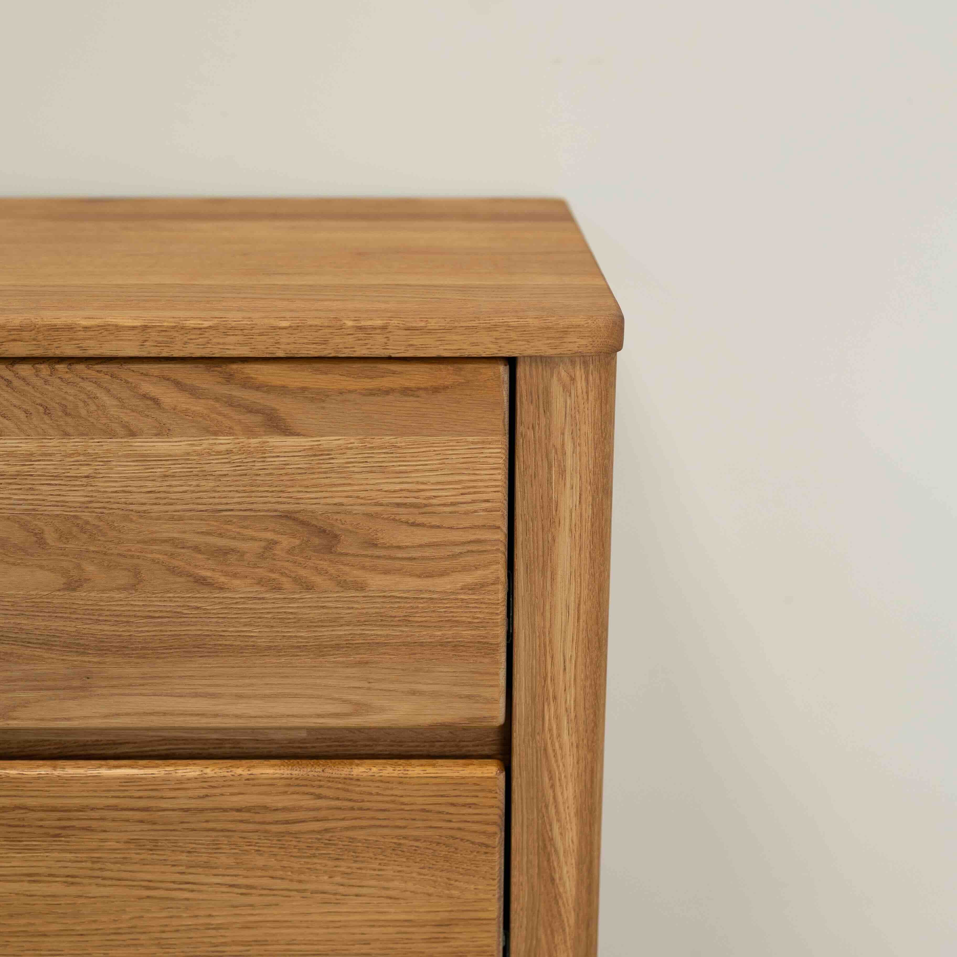 Aparador Cómoda de madera maciza de roble Elsa 5 | NordicStory - Image 4