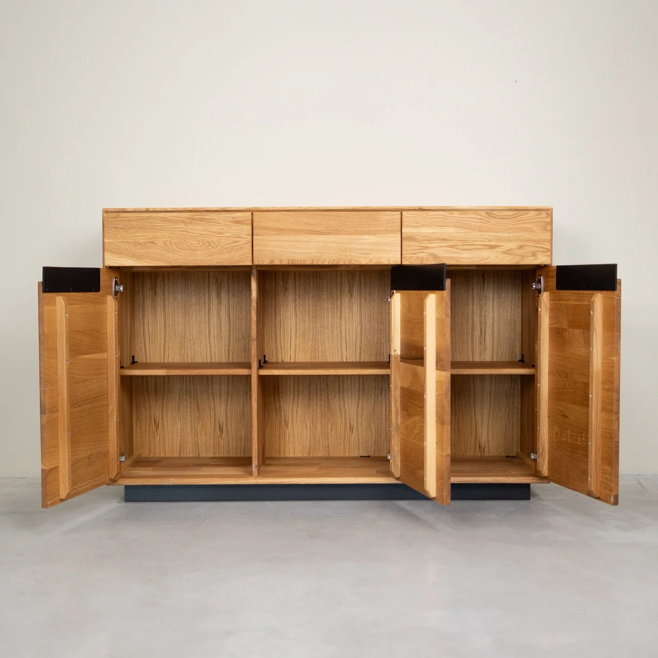 Aparador de madera maciza roble Bremen 2 | NordicStory - Image 6