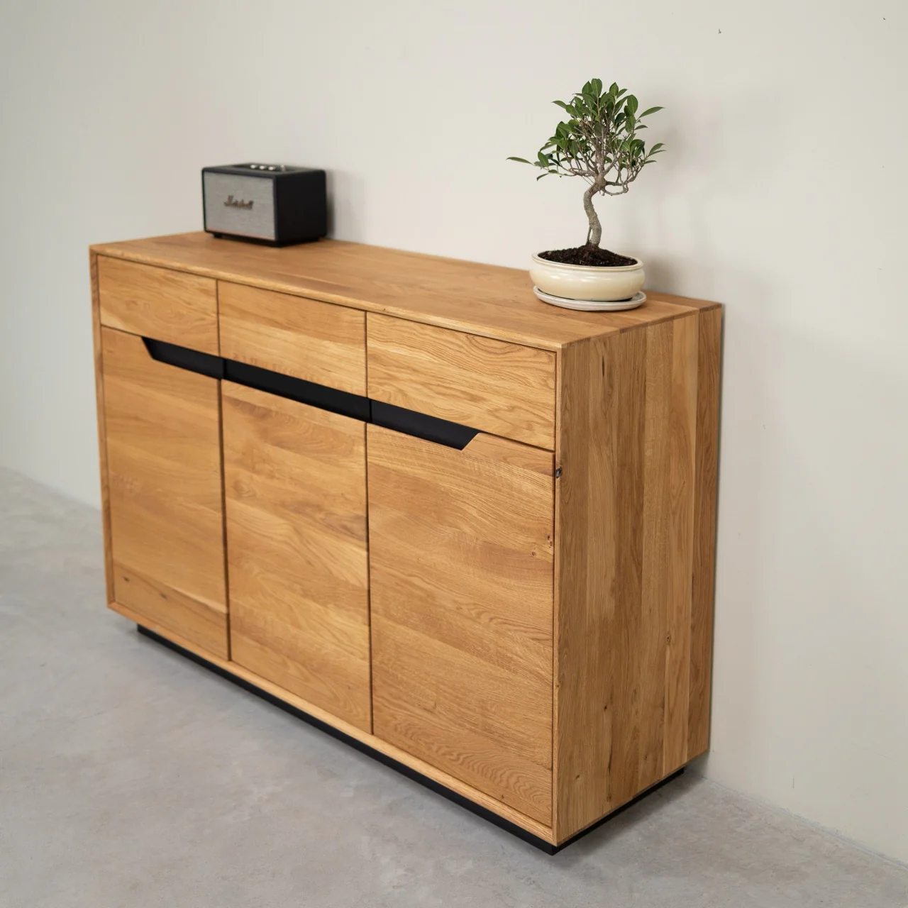 Aparador de madera maciza roble Bremen 2 | NordicStory - Image 9