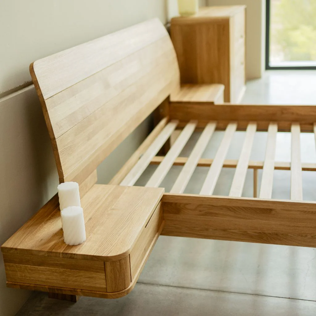 Cama de madera maciza de roble con mesillas adosadas ALINA | NordicStory - Image 8