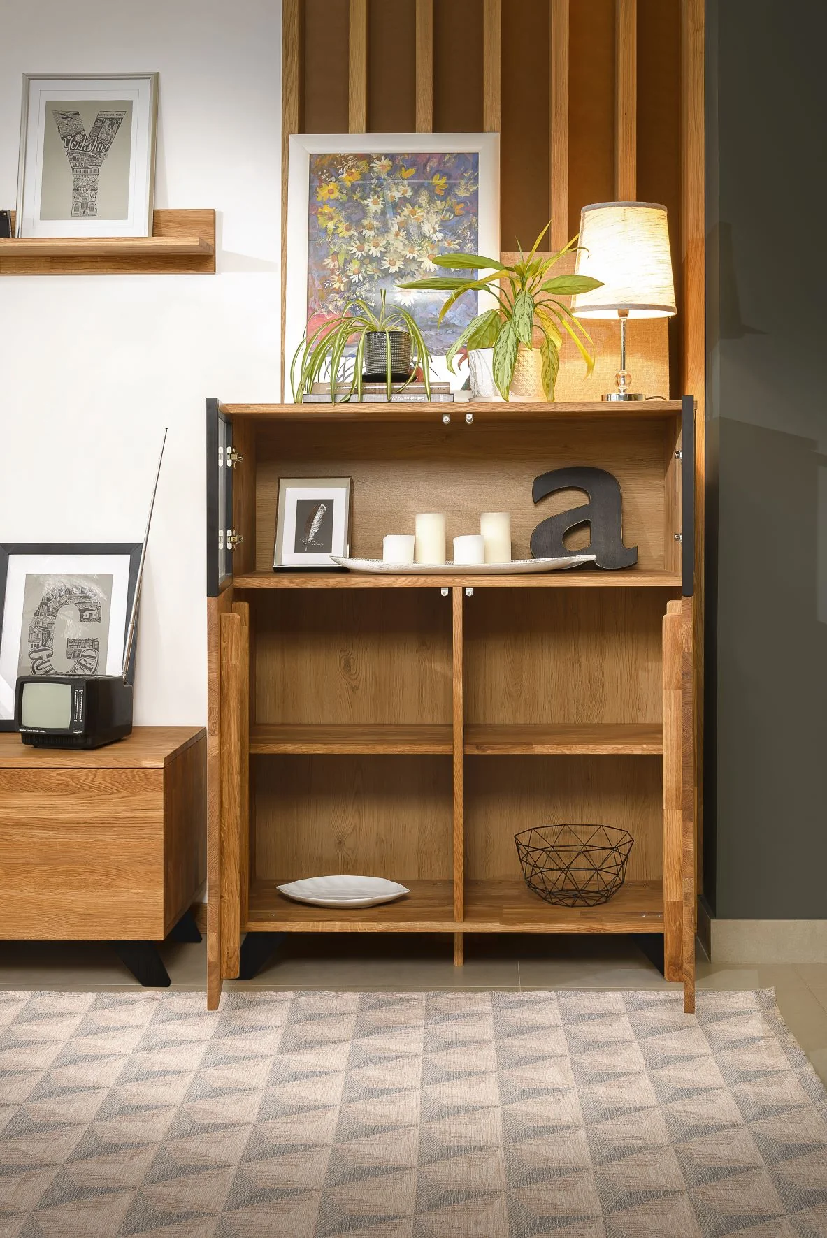 Cómoda aparador de madera maciza de roble Moritz 1 | NordicStory - Image 2