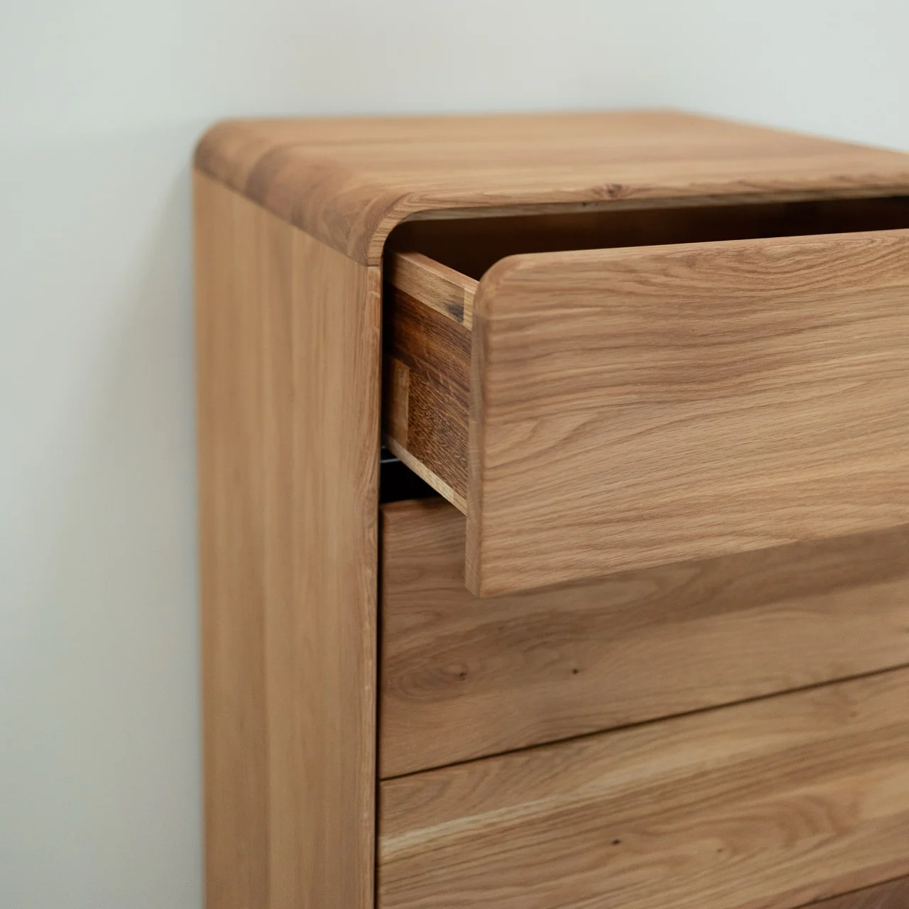 Comoda de madera maciza roble Geneva 1 | NordicStory - Image 6