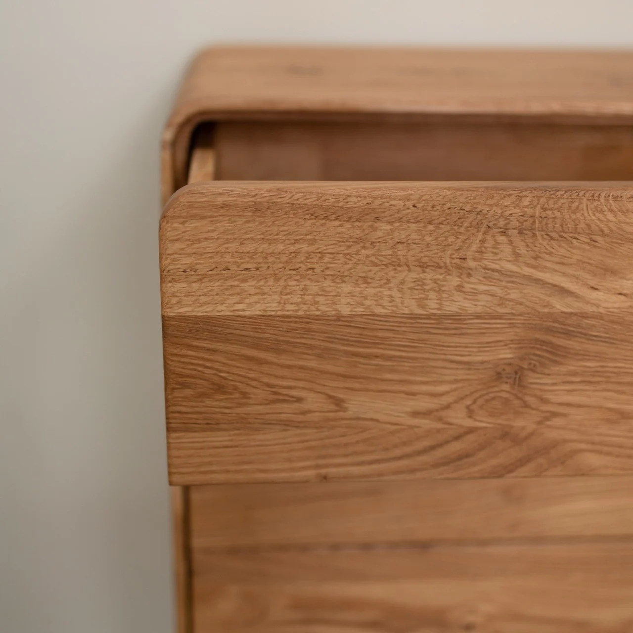 Comoda de madera maciza roble Geneva 3 | NordicStory - Image 5