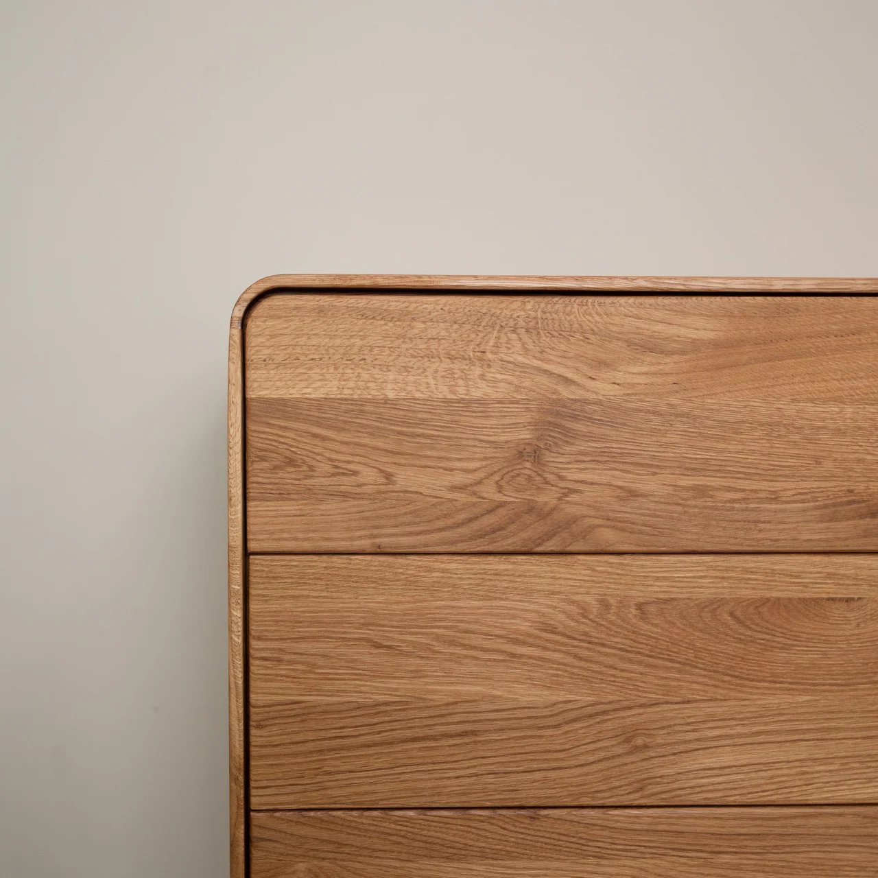 Comoda de madera maciza roble Geneva 3 | NordicStory - Image 8