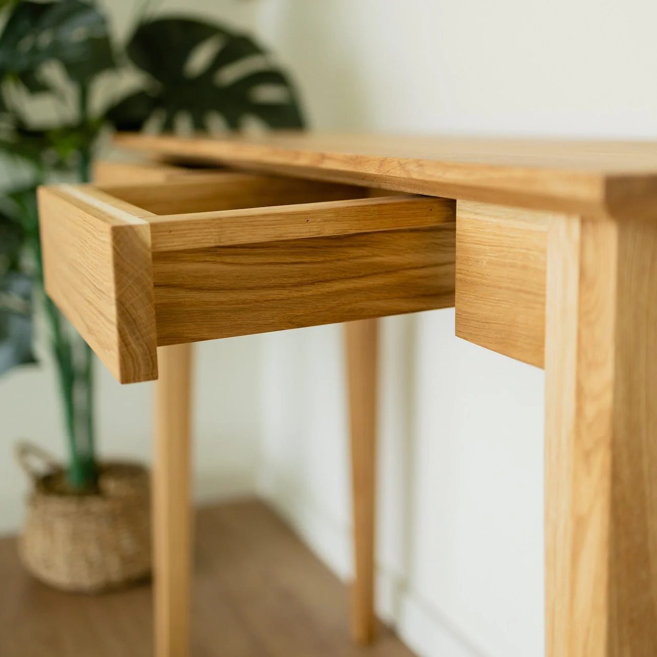Consola con, 2 cajones de madera maciza de roble Toledo 2 | NordicStory - Image 7
