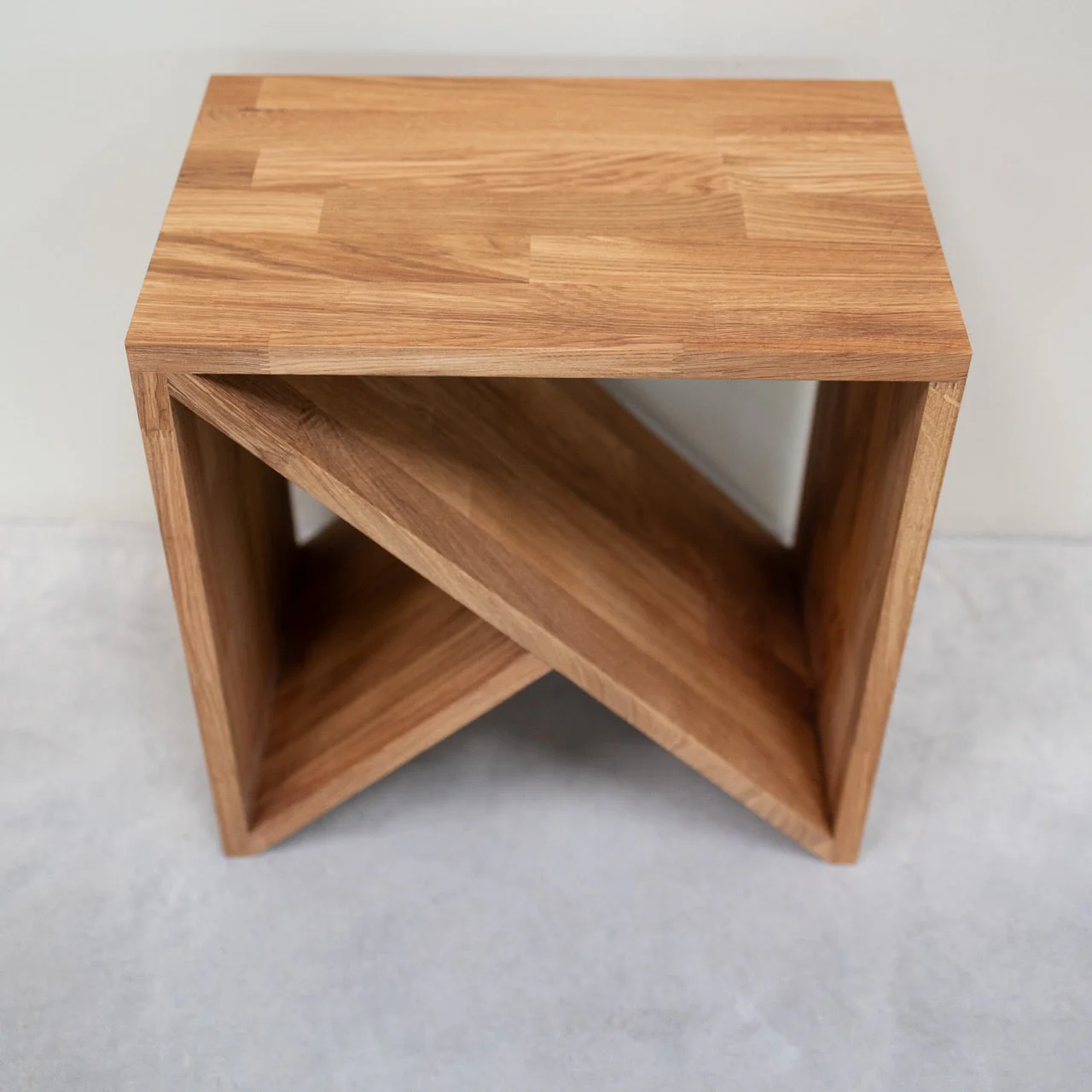 Mesa auxiliar, mesita de noche de madera maciza de roble Denmark | NordicStory - Image 11