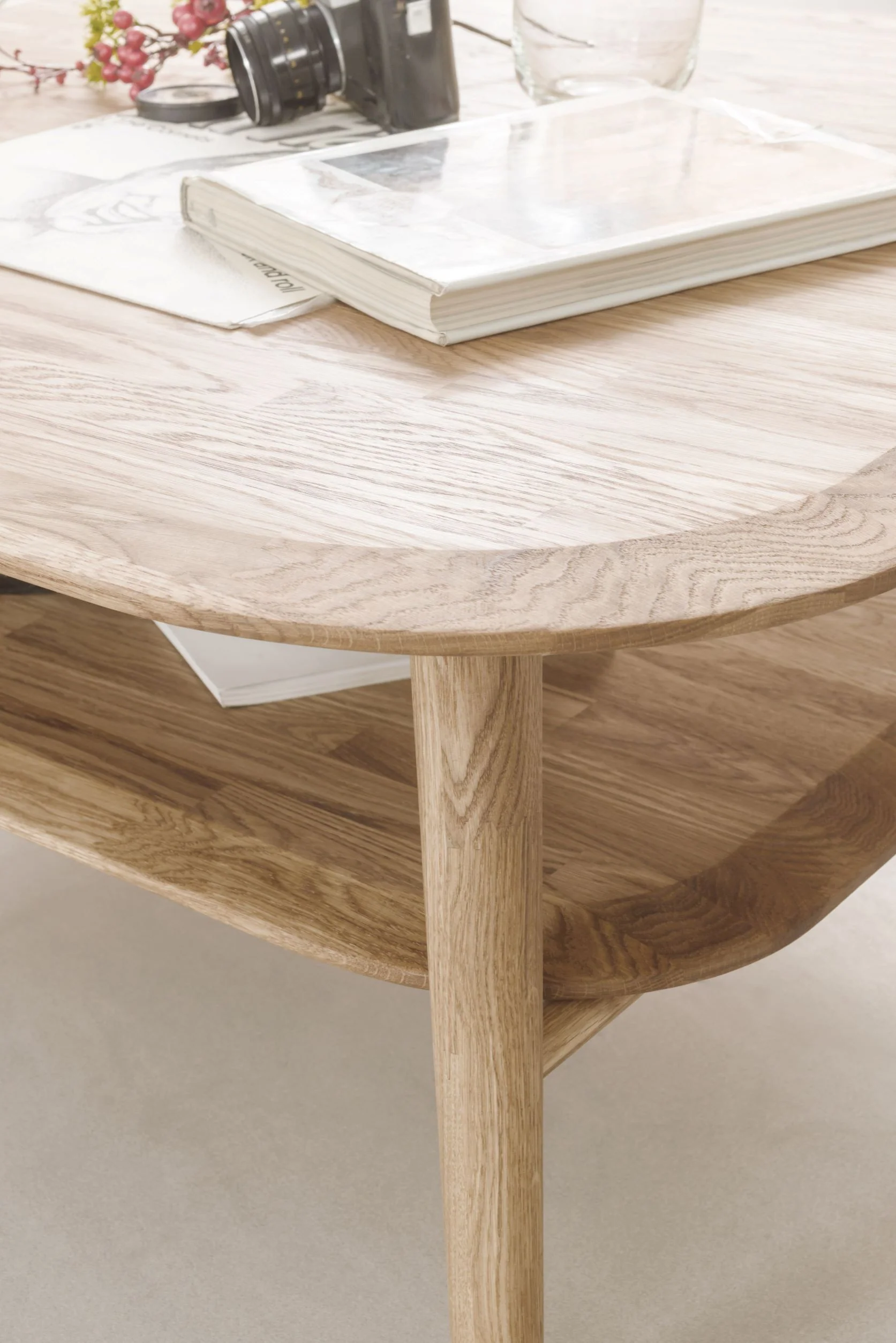 Mesa de centro de madera maciza de roble Escandi 4| NordicStory - Image 6