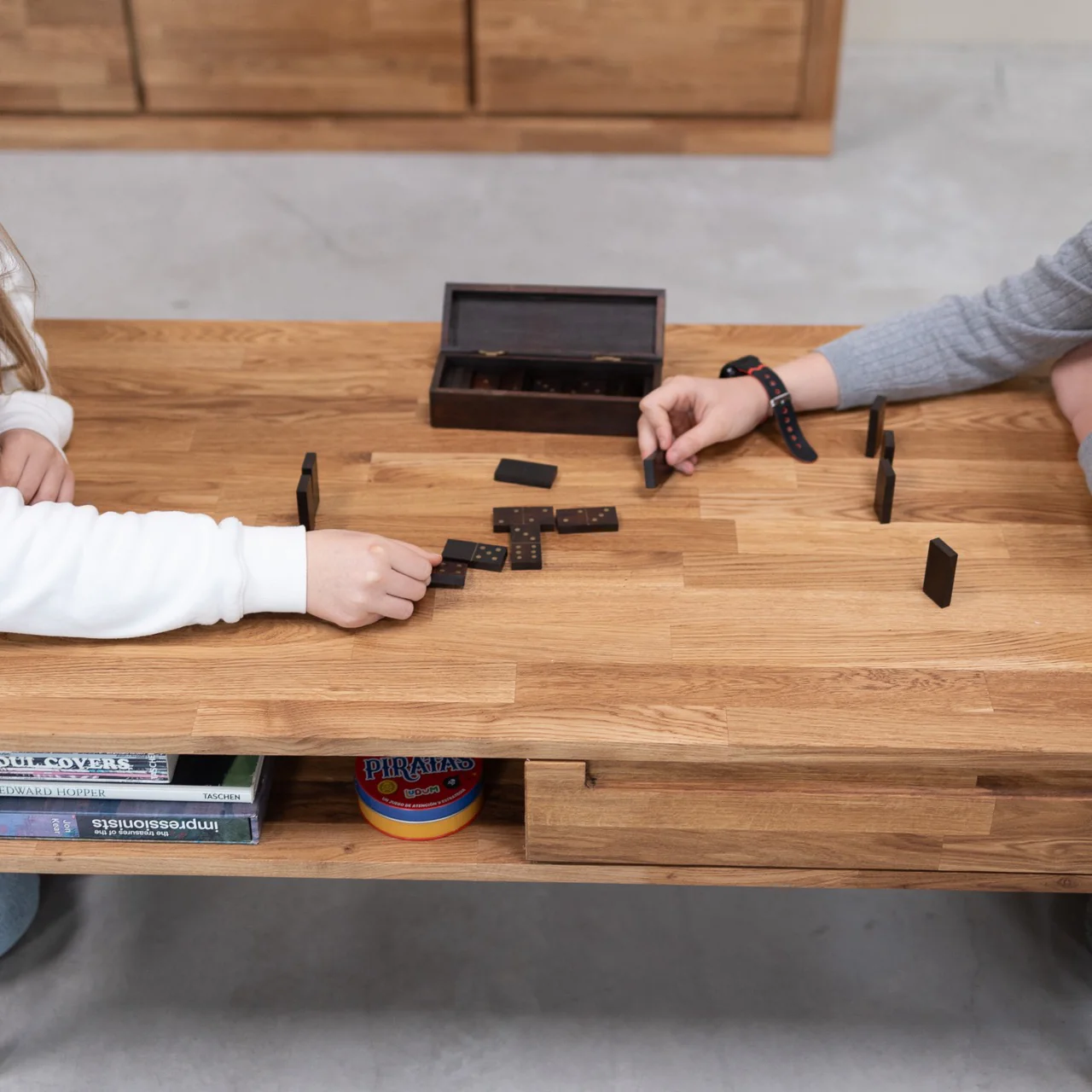 Mesa de centro de madera maciza de roble Escandi 8 | NordicStory - Image 6
