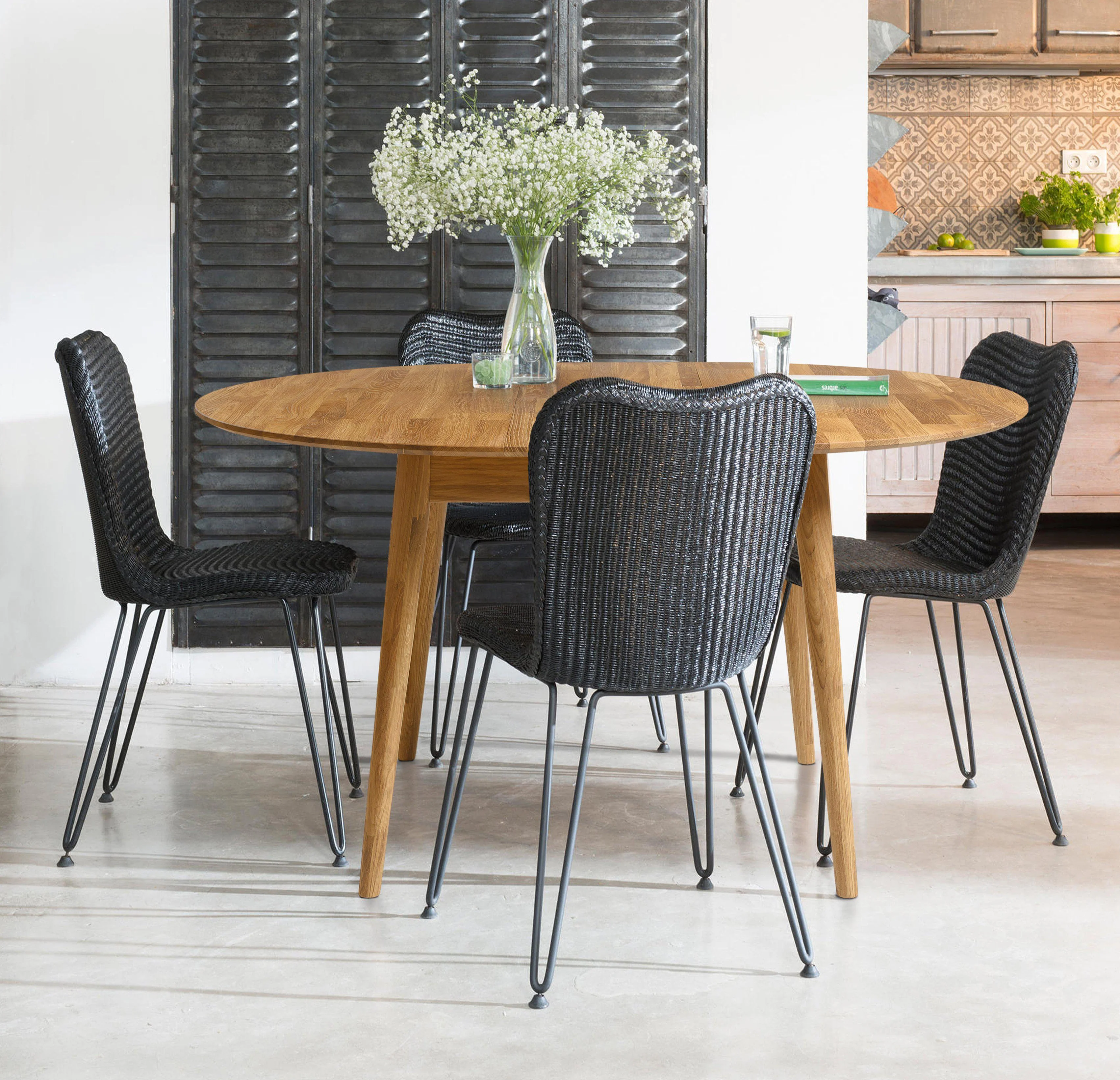 Mesa extensible de comedor de madera maciza de roble Escandi 4 | NordicStory - Image 12