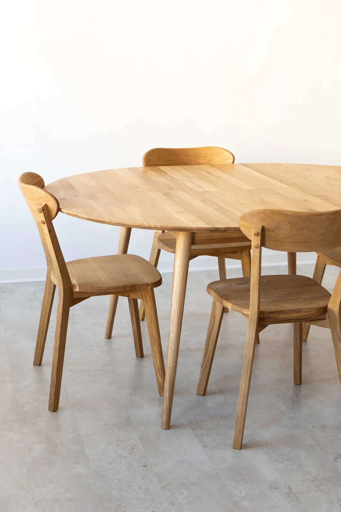 Mesa extensible de comedor de madera maciza de roble Escandi 4 | NordicStory - Image 4