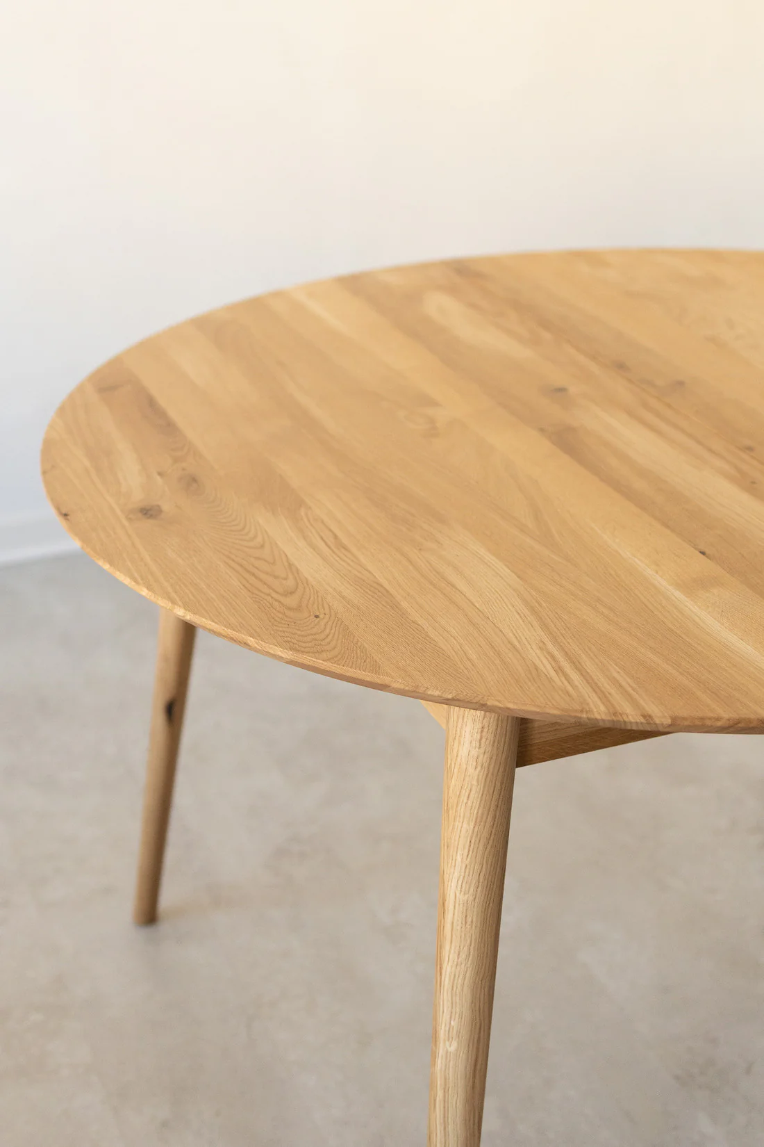 Mesa extensible de comedor de madera maciza de roble Escandi 4 | NordicStory - Image 7