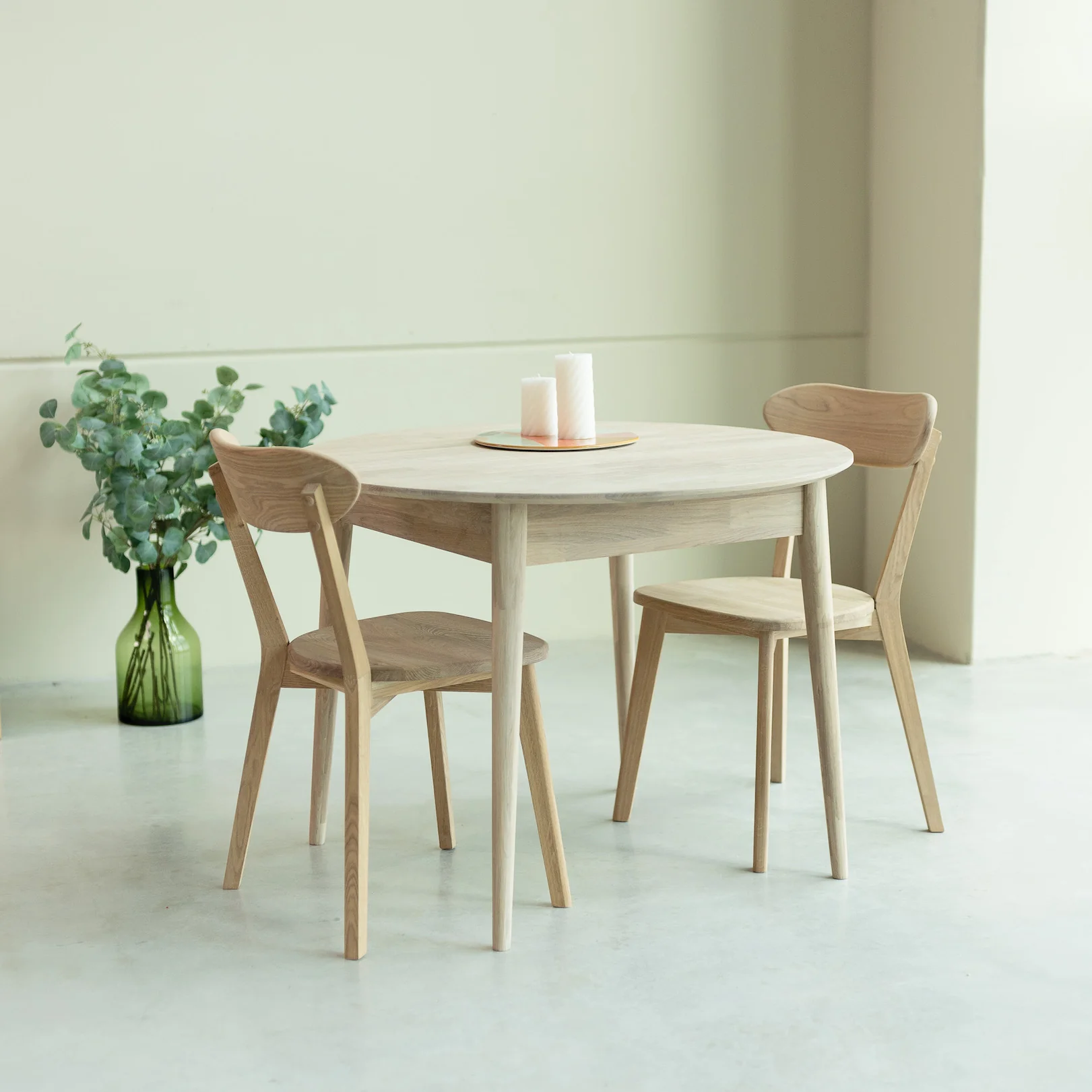 Mesa extensible de comedor de madera maciza de roble Escandi 4 | NordicStory - Image 8