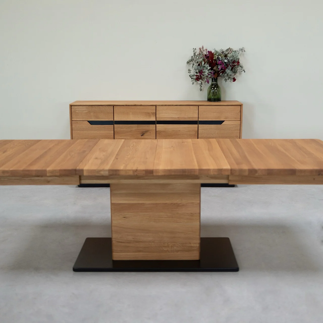 Mesa de comedor extensible de madera maciza roble Bremen | NordicStory - Image 16