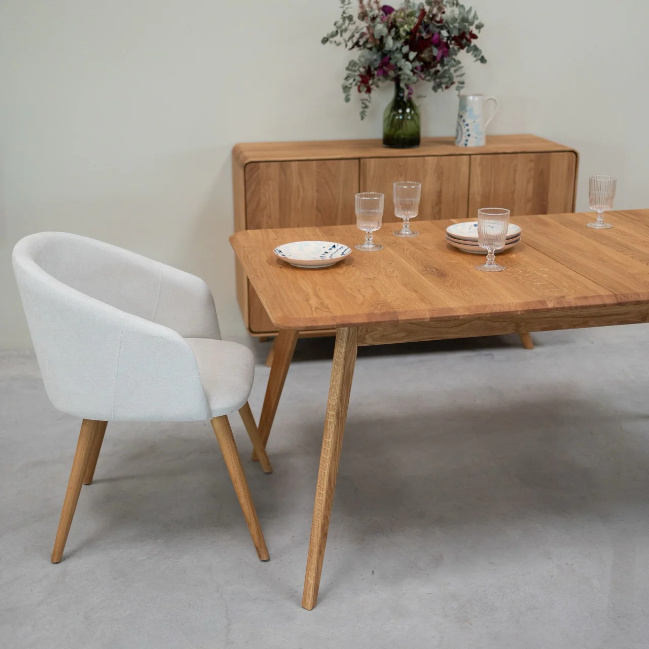 Mesa de comedor extensible de madera maciza roble Geneva | NordicStory - Image 9
