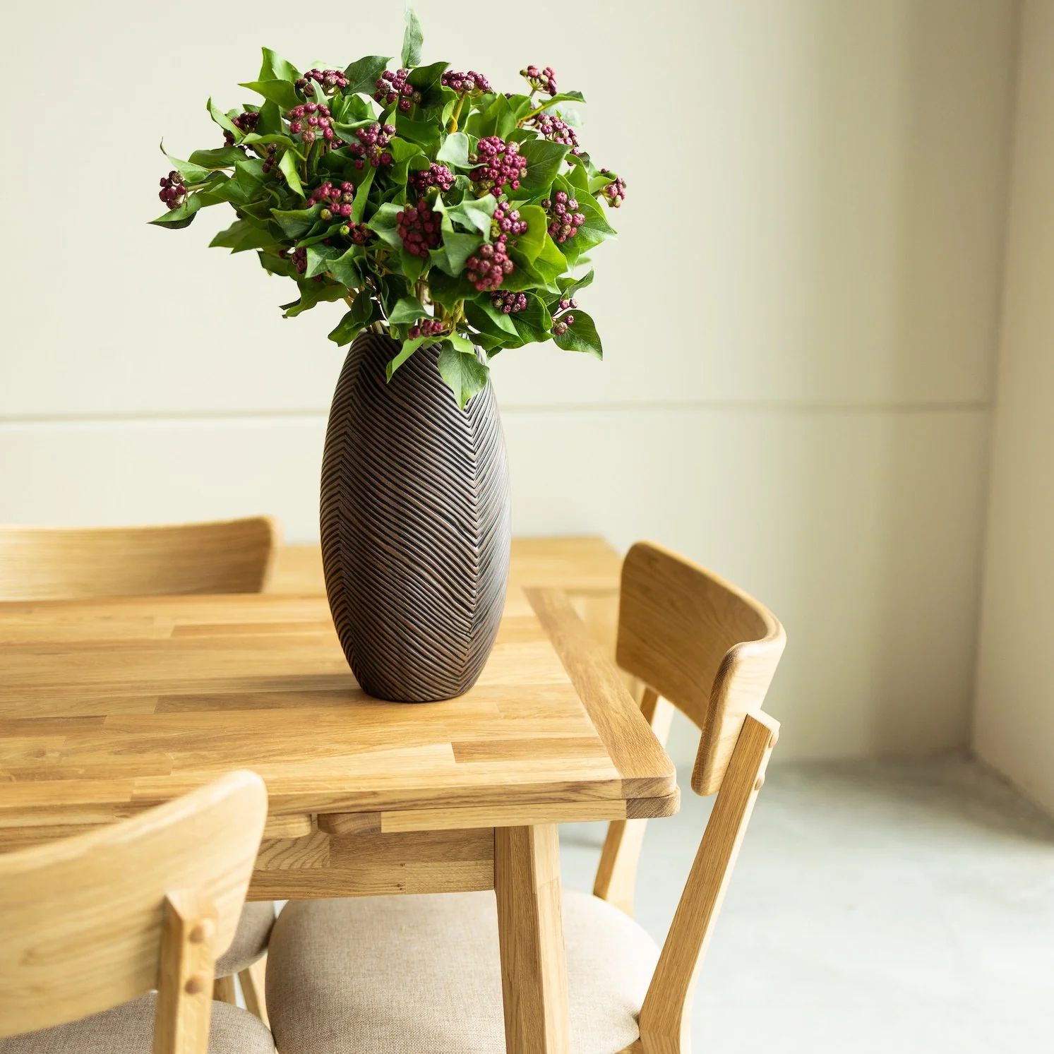 Mesa extensible de comedor de madera maciza de roble Mini 1 | NordicStory - Image 5