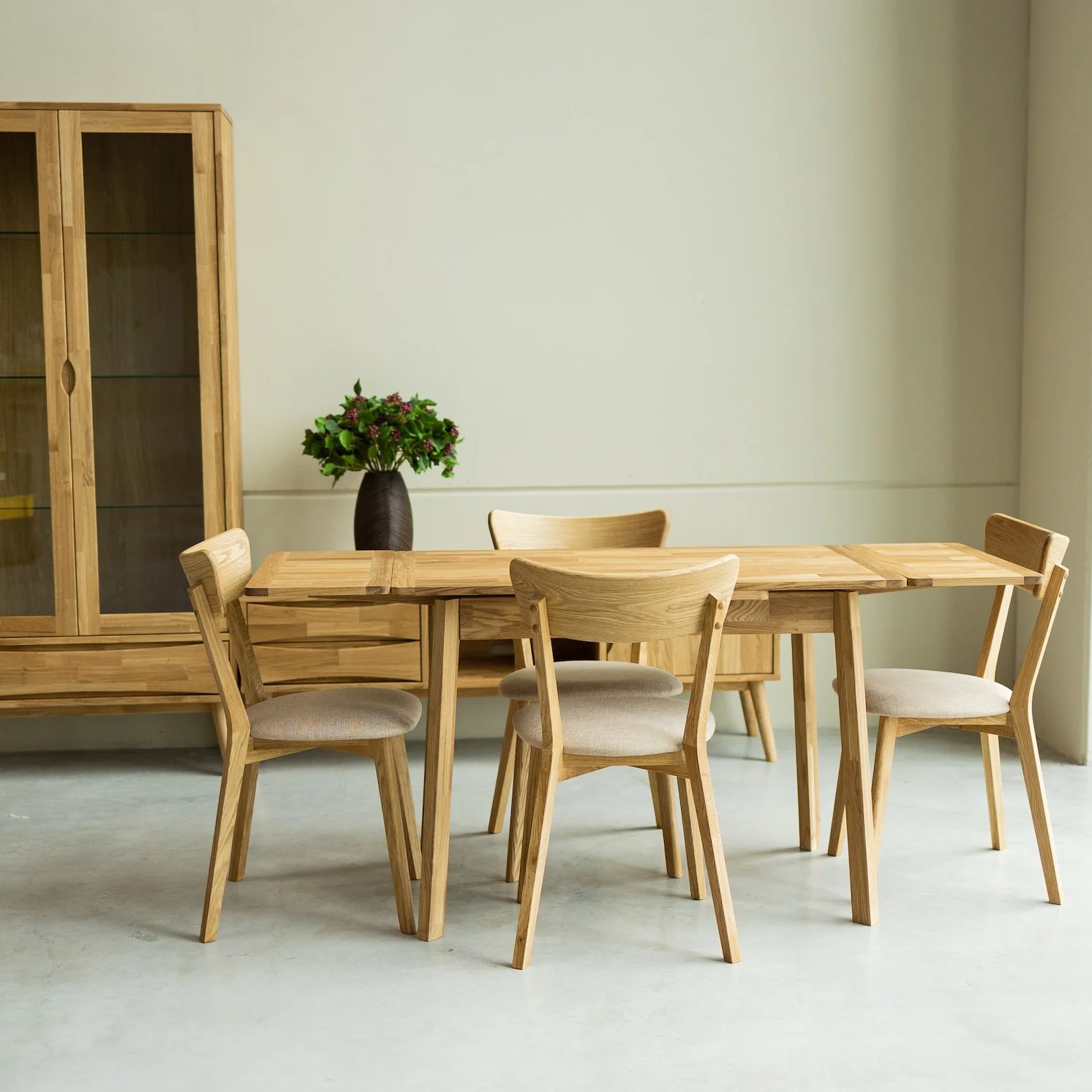 Mesa extensible de comedor de madera maciza de roble Mini 1 | NordicStory - Image 7