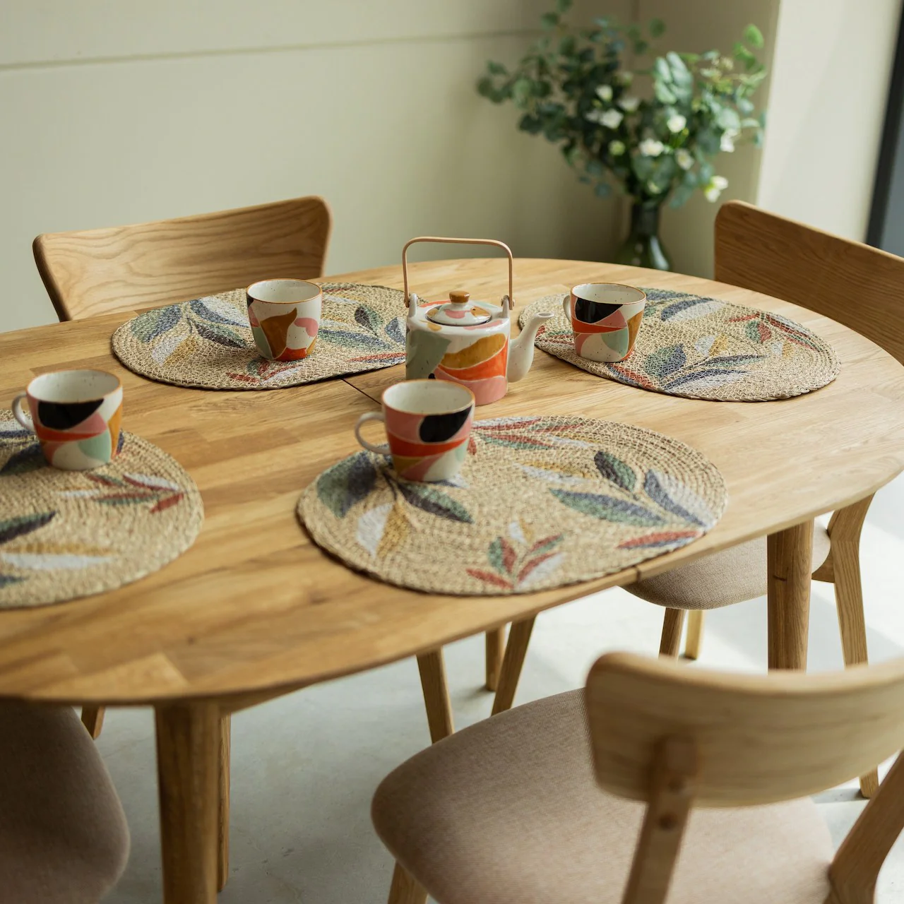 Mesa de comedor ovalada y extensible de madera maciza de roble Escandi 2 | NordicStory - Image 8