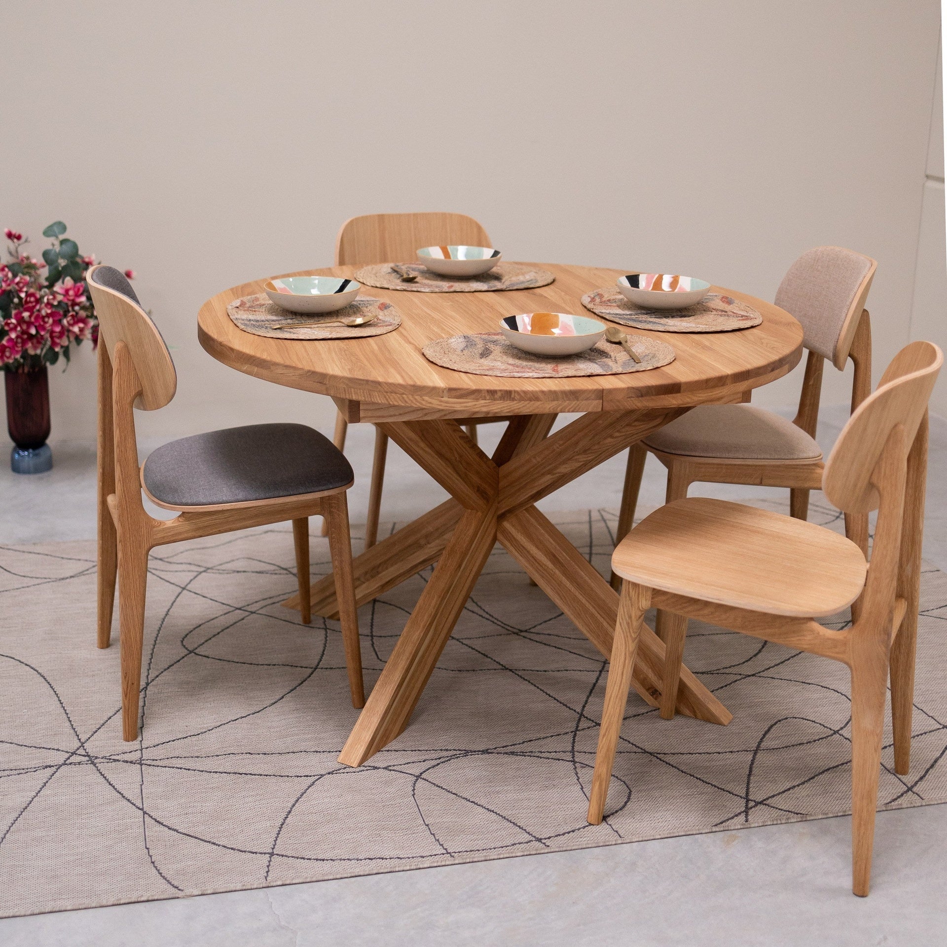 Mesa de comedor redonda y extensible de madera maciza de roble Holger | NordicStory - Image 10