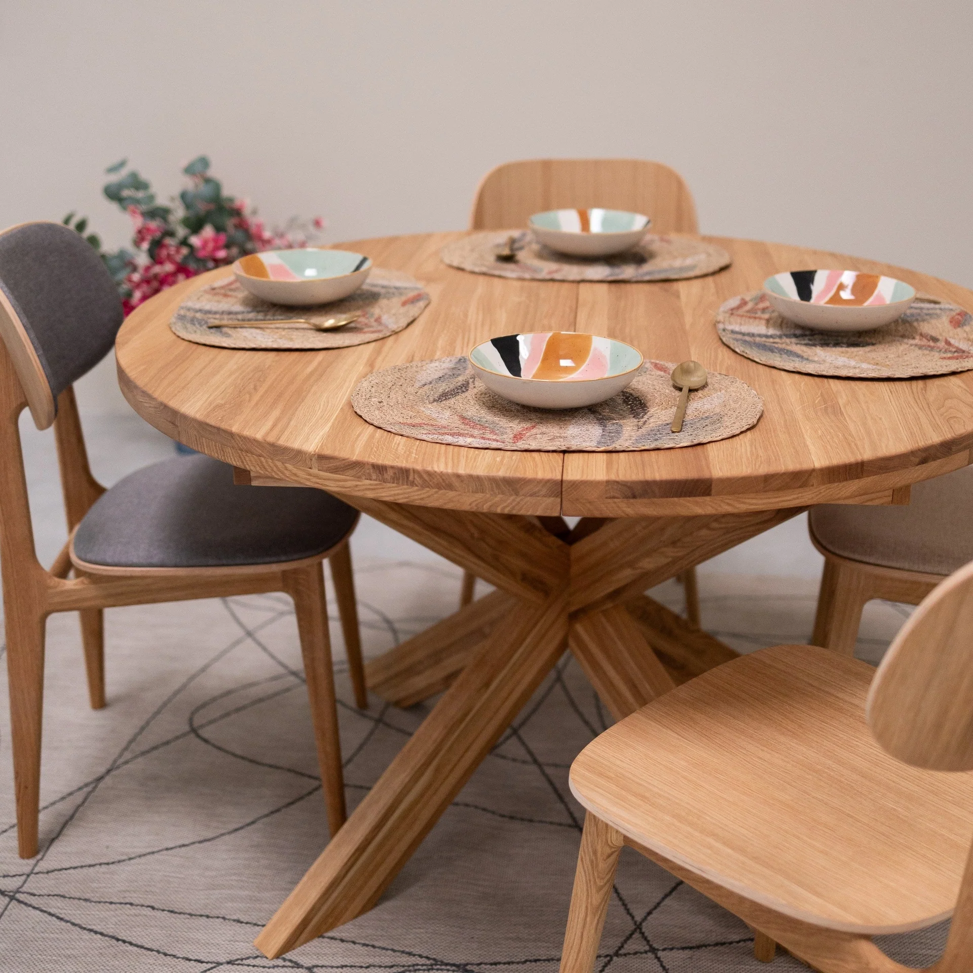 Mesa de comedor redonda y extensible de madera maciza de roble Holger | NordicStory - Image 12