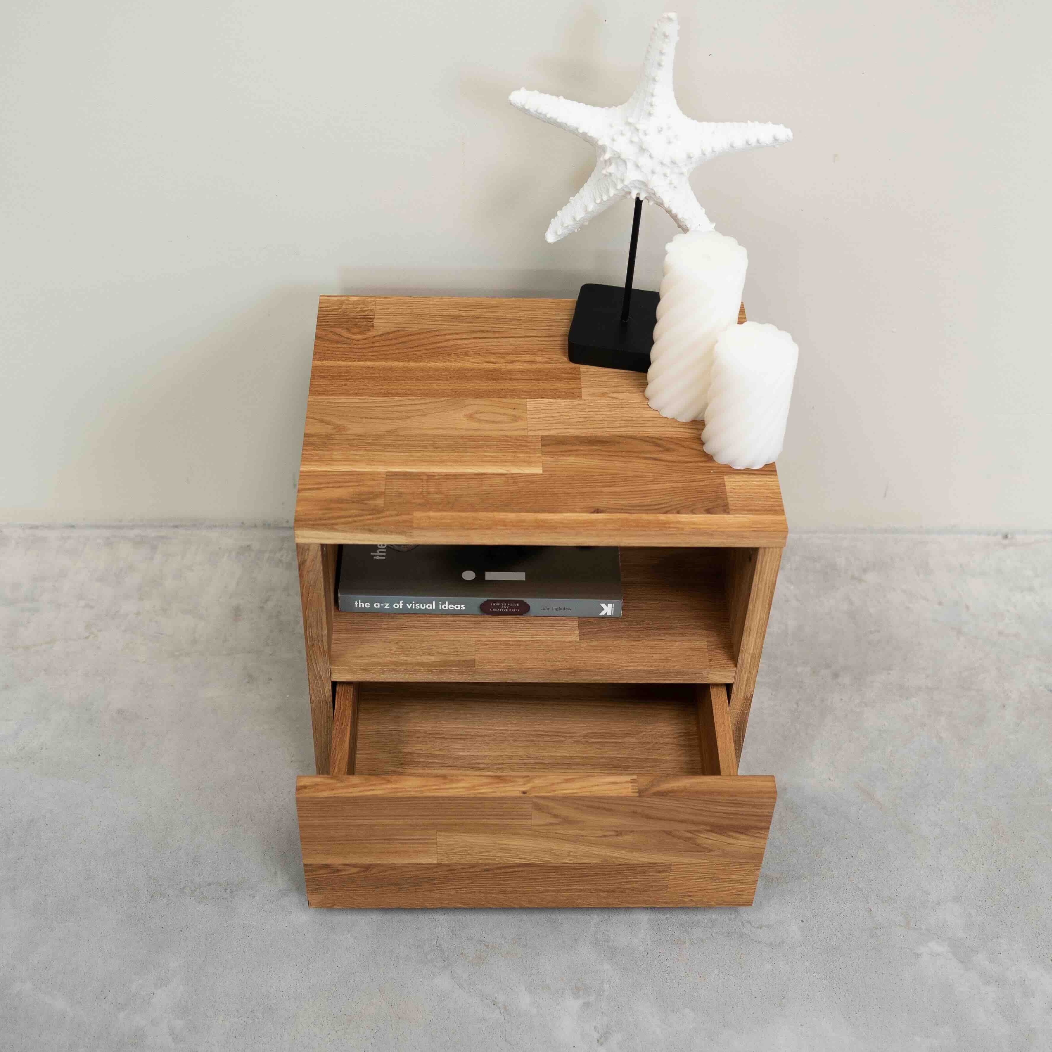 Mesita de noche de madera maciza de roble Denmark | NordicStory - Image 10