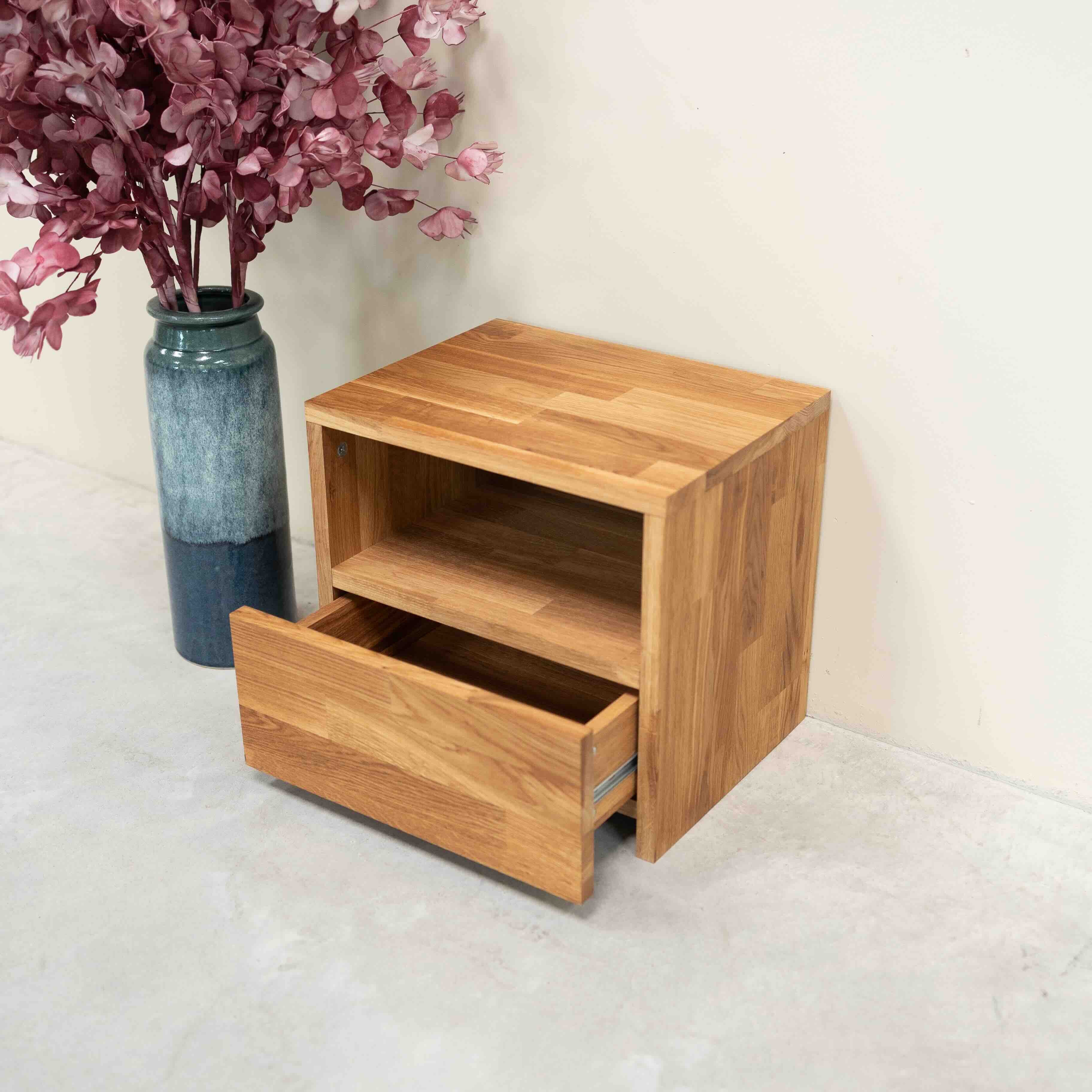 Mesita de noche de madera maciza de roble Denmark | NordicStory - Image 4