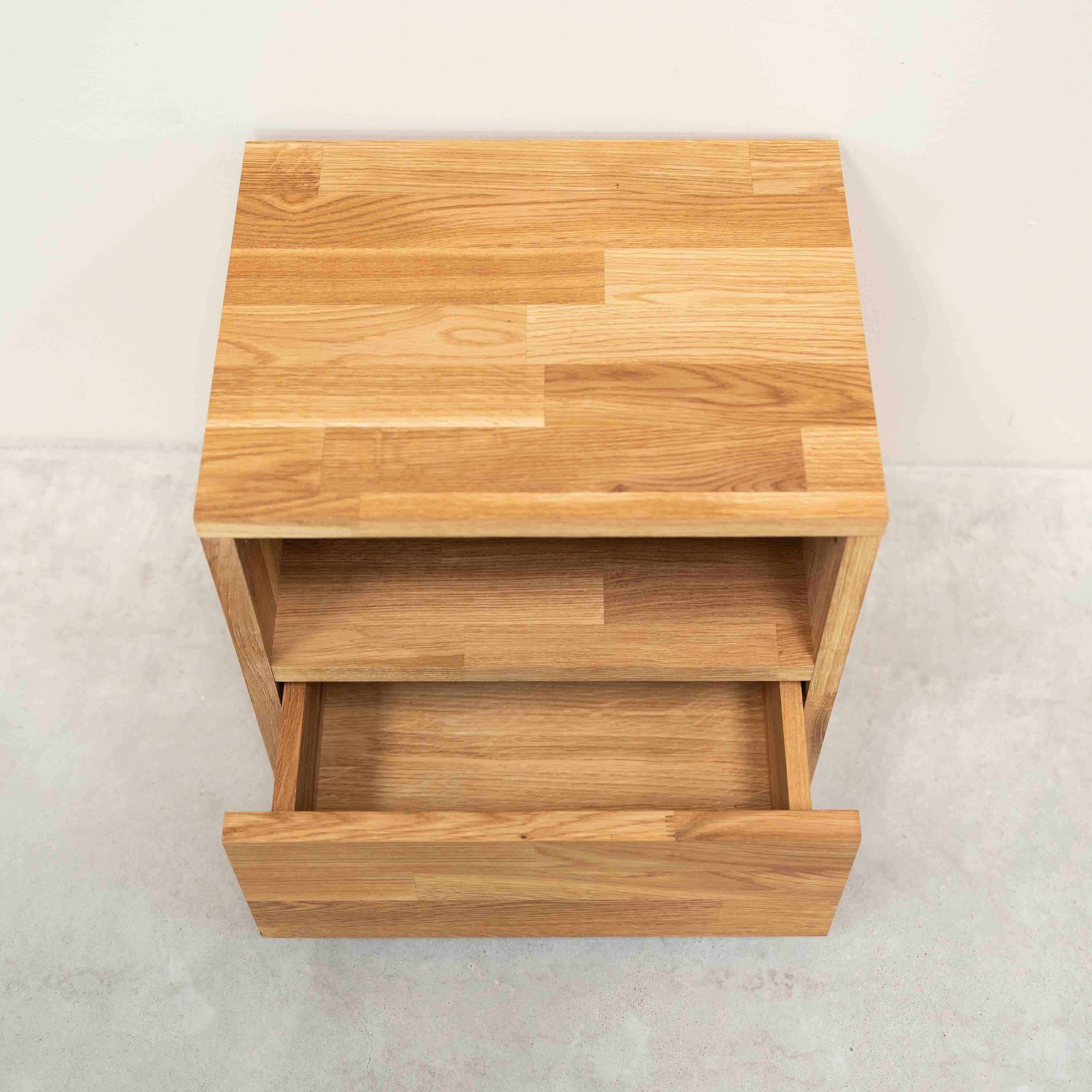Mesita de noche de madera maciza de roble Denmark | NordicStory - Image 7