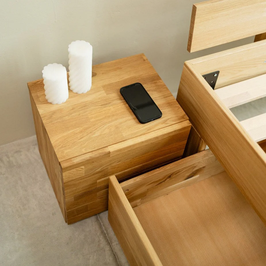 Mesita de noche de madera maciza de roble Denmark 2 | NordicStory - Image 14
