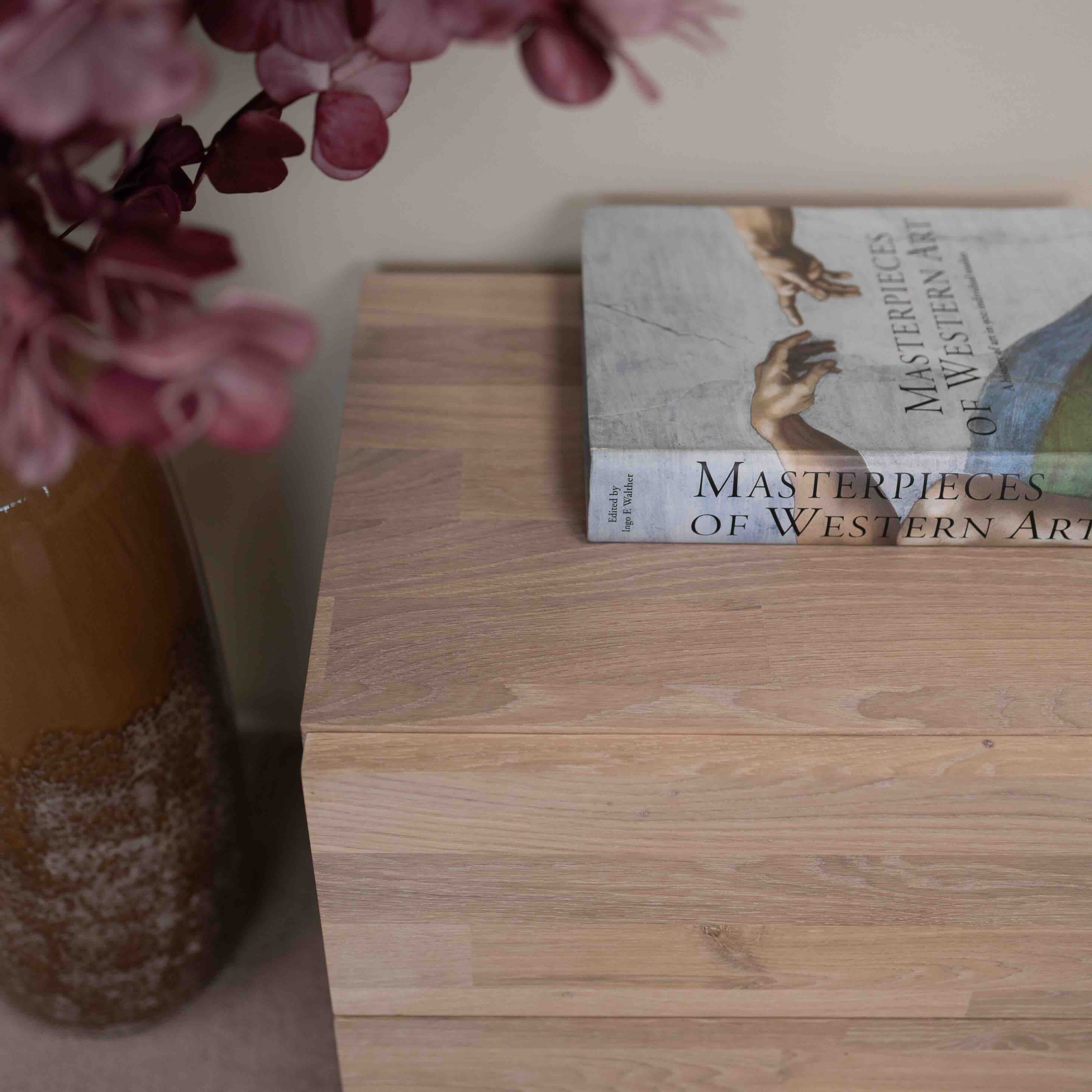 Mesita de noche de madera maciza de roble Denmark 2 | NordicStory - Image 5